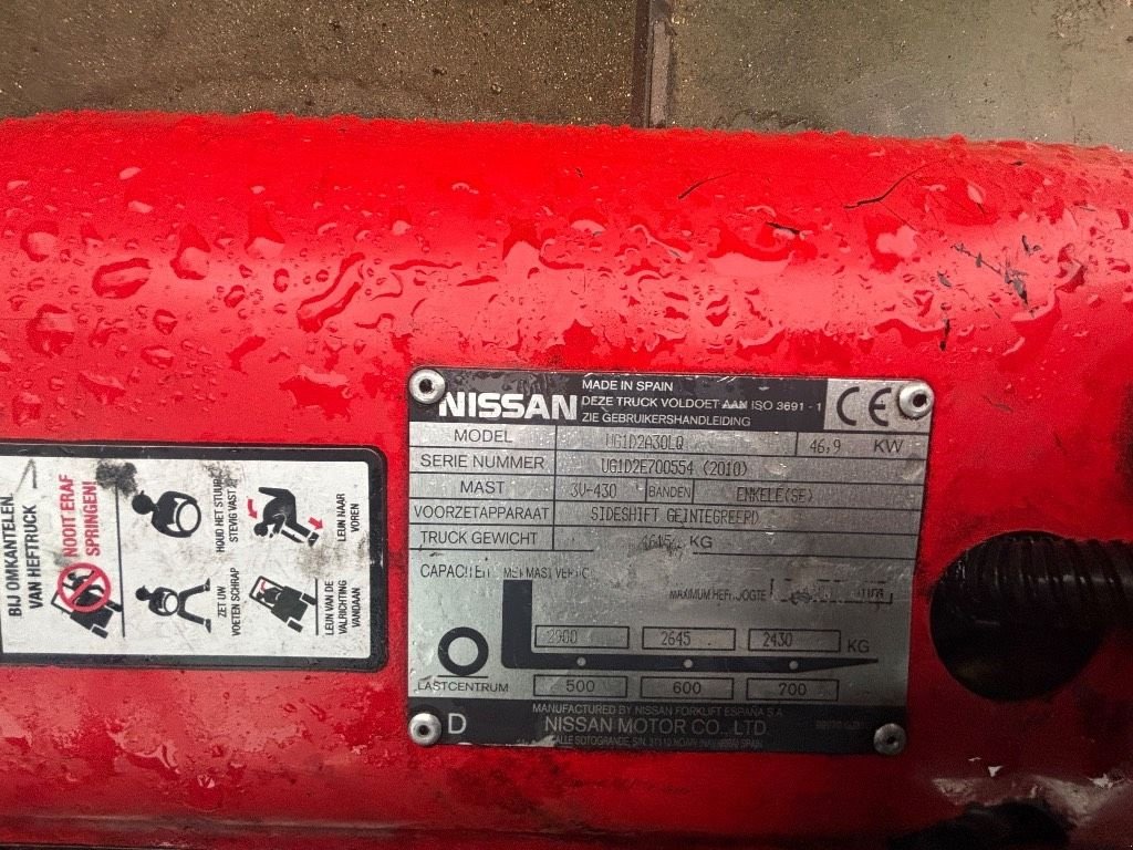 Frontstapler des Typs Nissan UG1D2A30LQ 3 tonner lpg triple mast sideshift, Gebrauchtmaschine in Hooge mierde (Bild 11)