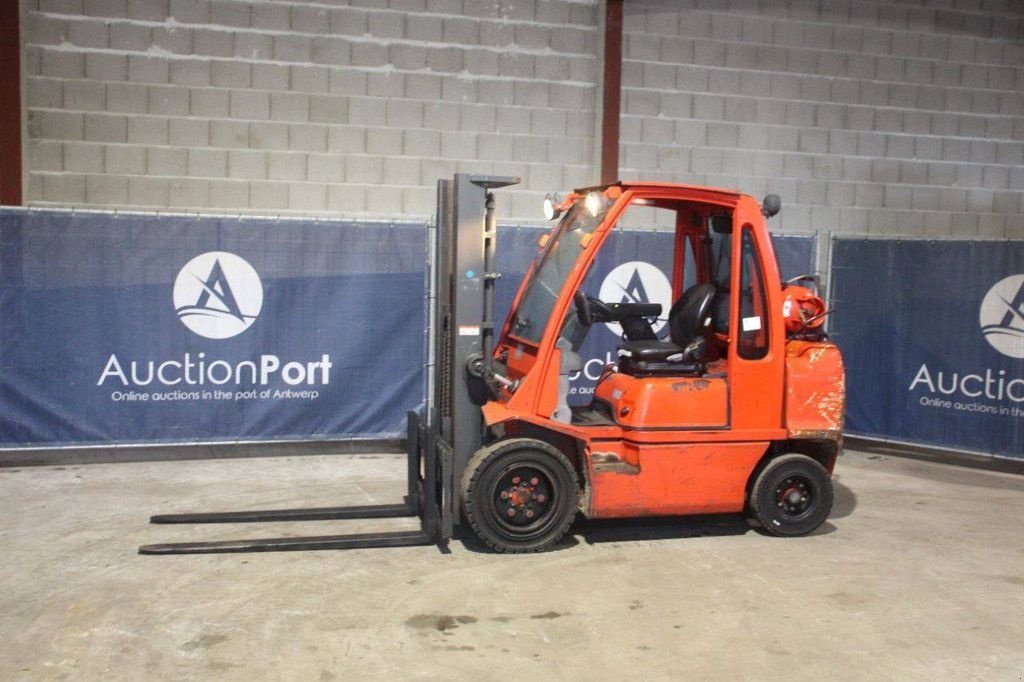 Frontstapler от тип Nissan UG1D2A32LQ, Gebrauchtmaschine в Antwerpen (Снимка 1)