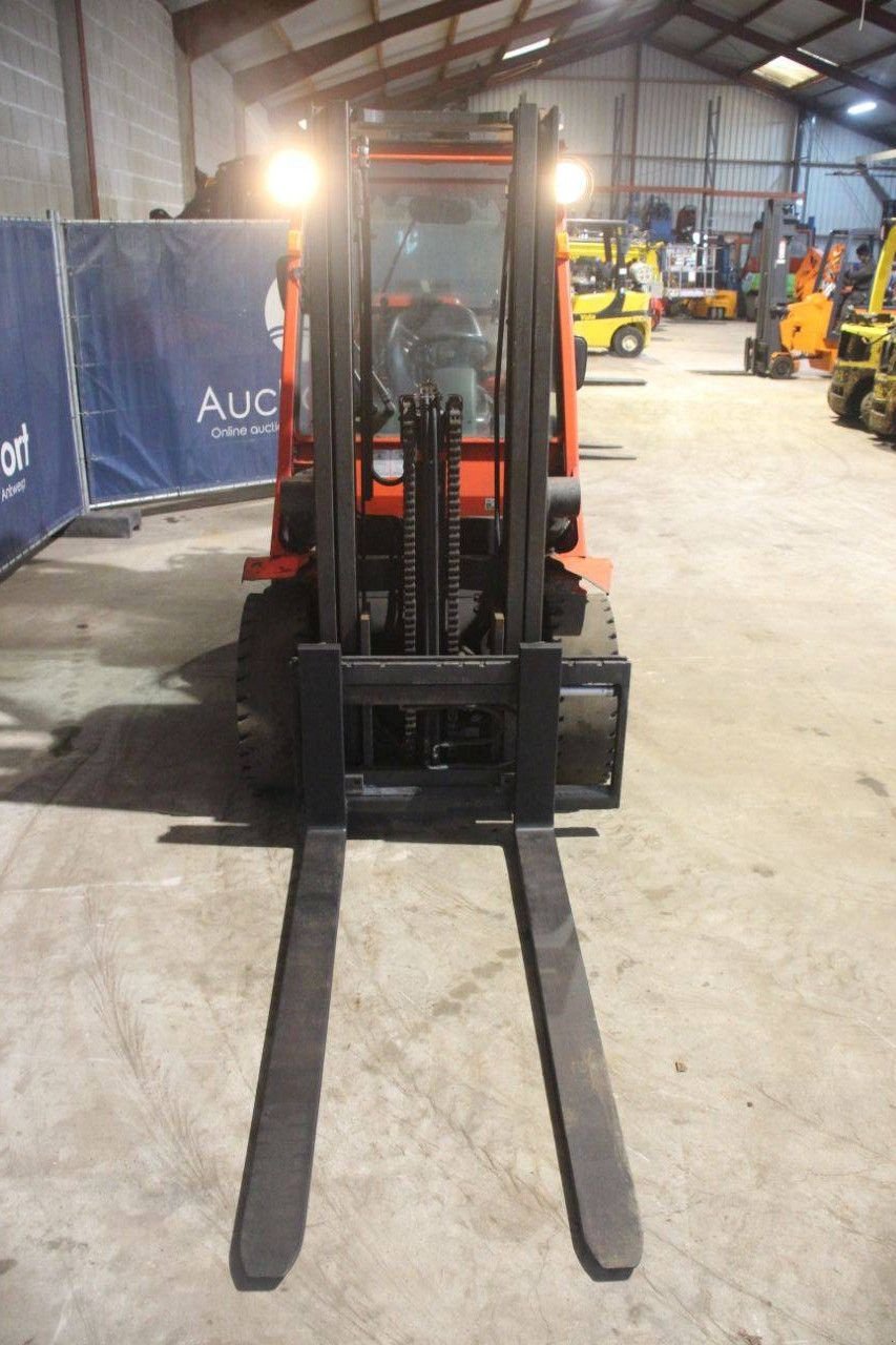 Frontstapler от тип Nissan UG1D2A32LQ, Gebrauchtmaschine в Antwerpen (Снимка 8)