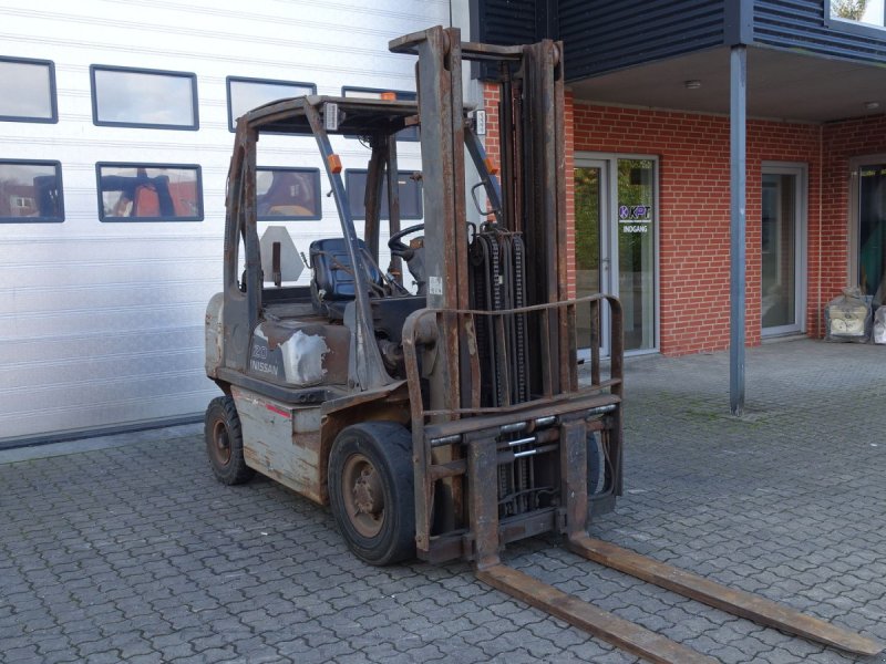 Frontstapler des Typs Nissan Y1D2A200 // 2000 kg. Diesel, Gebrauchtmaschine in Skive (Bild 1)
