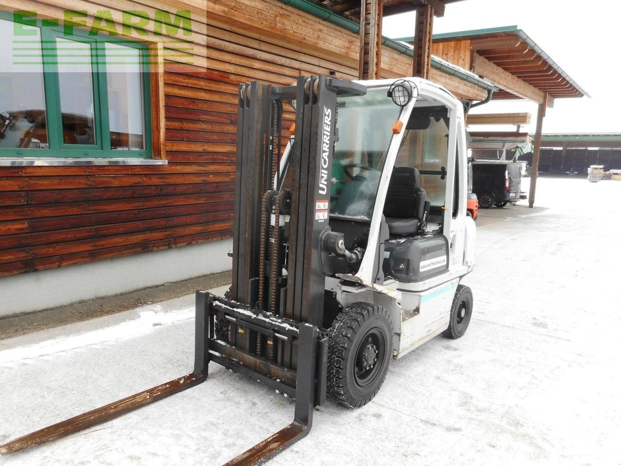 Frontstapler typu Nissan y1d2a25q triplex 4,3m, Gebrauchtmaschine v ST. NIKOLAI/DR. (Obrázek 2)