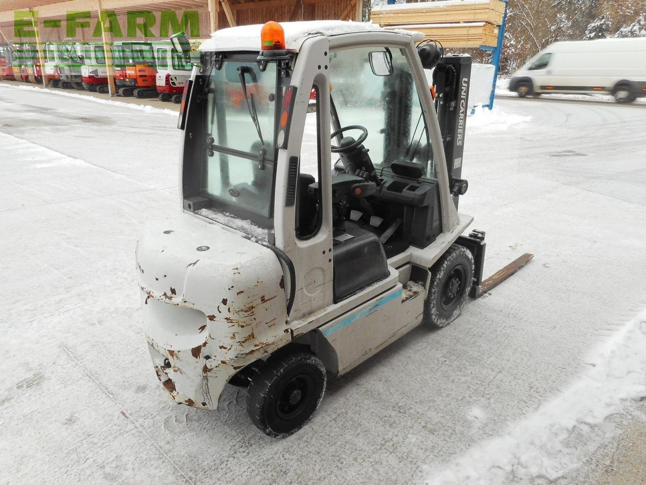 Frontstapler typu Nissan y1d2a25q triplex 4,3m, Gebrauchtmaschine v ST. NIKOLAI/DR. (Obrázek 4)