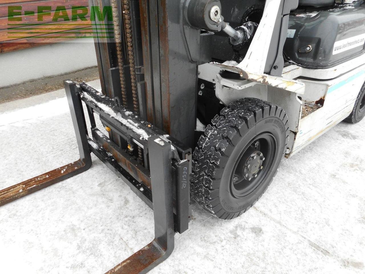 Frontstapler typu Nissan y1d2a25q triplex 4,3m, Gebrauchtmaschine v ST. NIKOLAI/DR. (Obrázek 12)