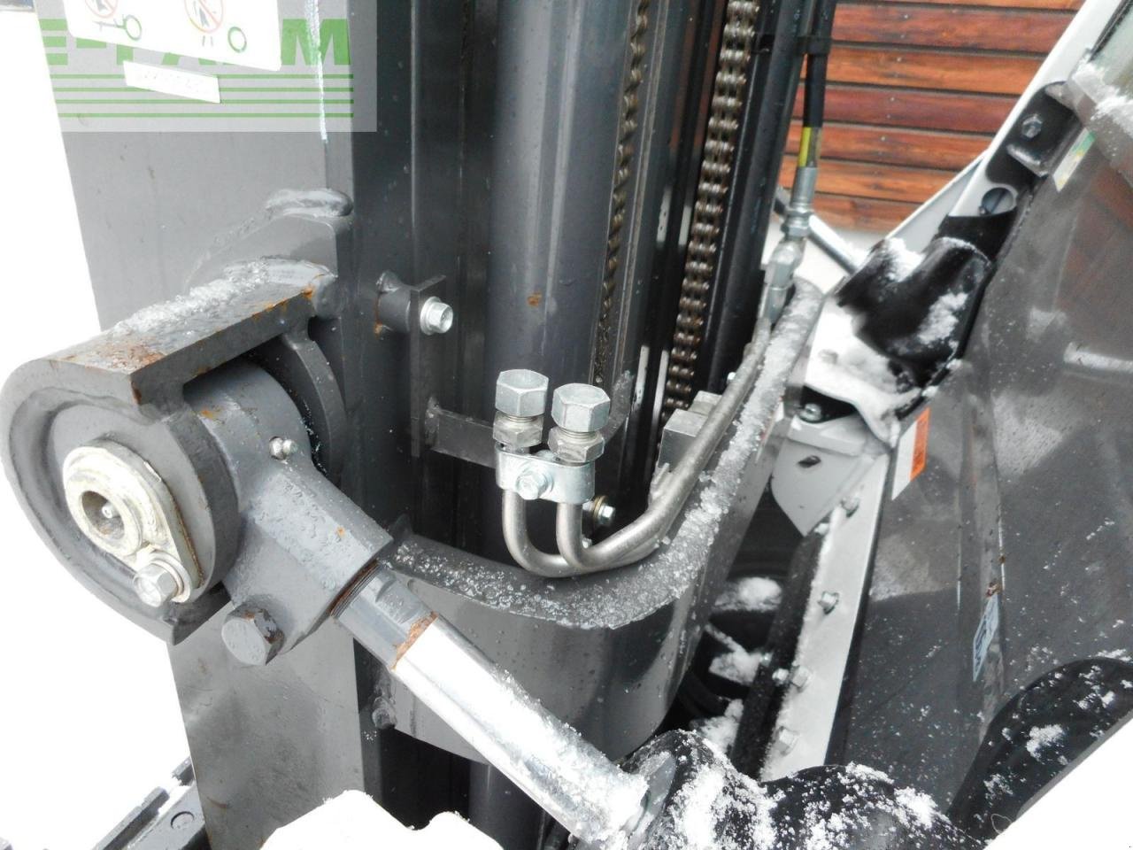 Frontstapler typu Nissan y1d2a25q triplex 4,3m, Gebrauchtmaschine v ST. NIKOLAI/DR. (Obrázek 13)