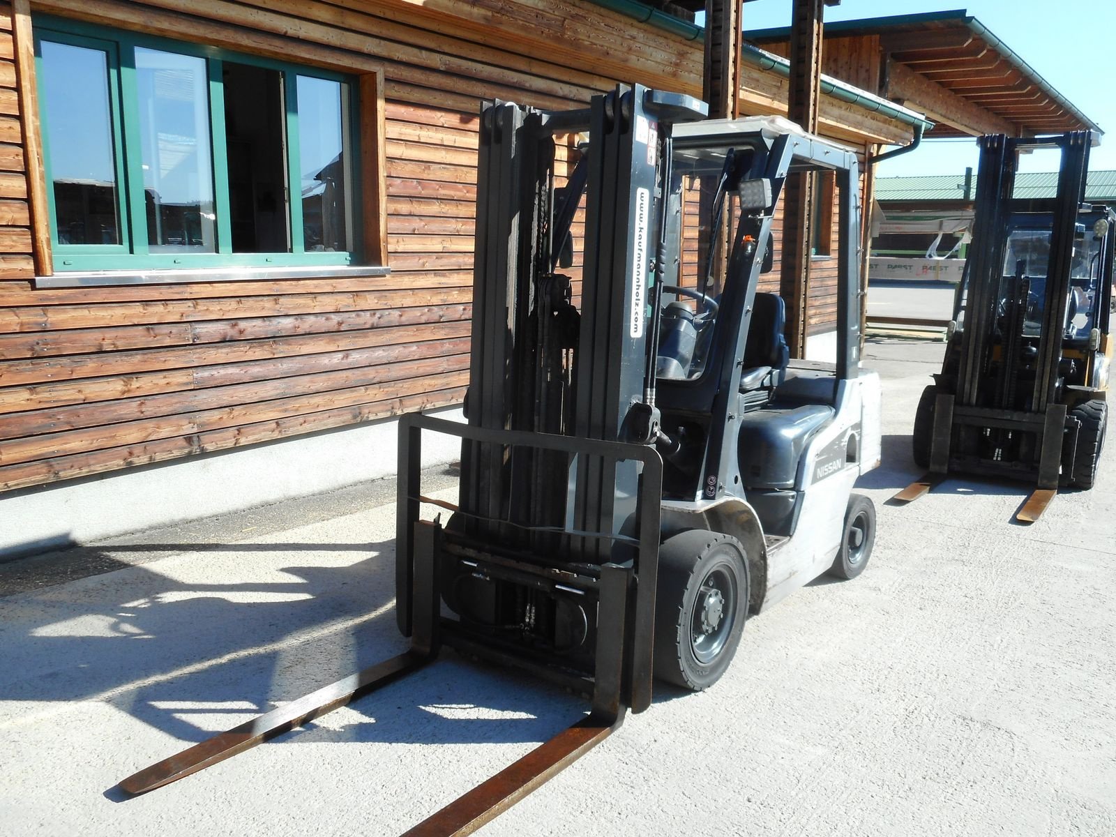 Frontstapler des Typs Nissan Y1F2A25 Triplex 4,75m + SS + LS, Gebrauchtmaschine in St. Nikolai ob Draßling (Bild 2)