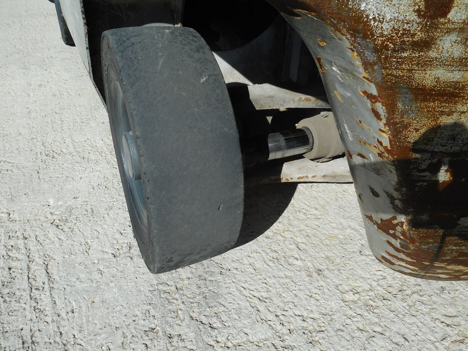 Frontstapler des Typs Nissan Y1F2A25 Triplex 4,75m + SS + LS, Gebrauchtmaschine in St. Nikolai ob Draßling (Bild 16)