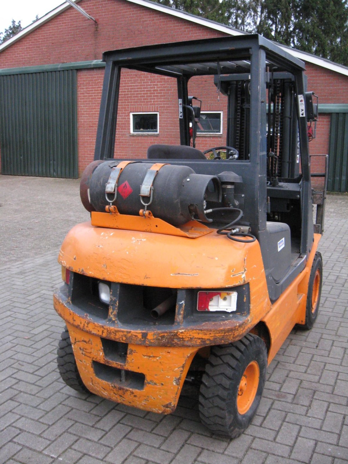 Frontstapler des Typs Samsung -, Gebrauchtmaschine in Oldenzaal (Bild 4)