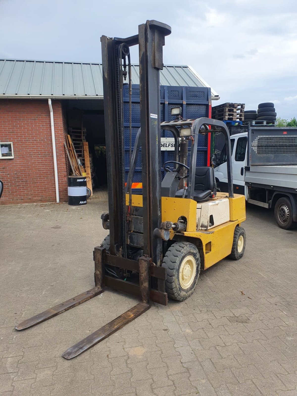 Frontstapler typu Sonstige -, Gebrauchtmaschine v Wedde (Obrázek 1)