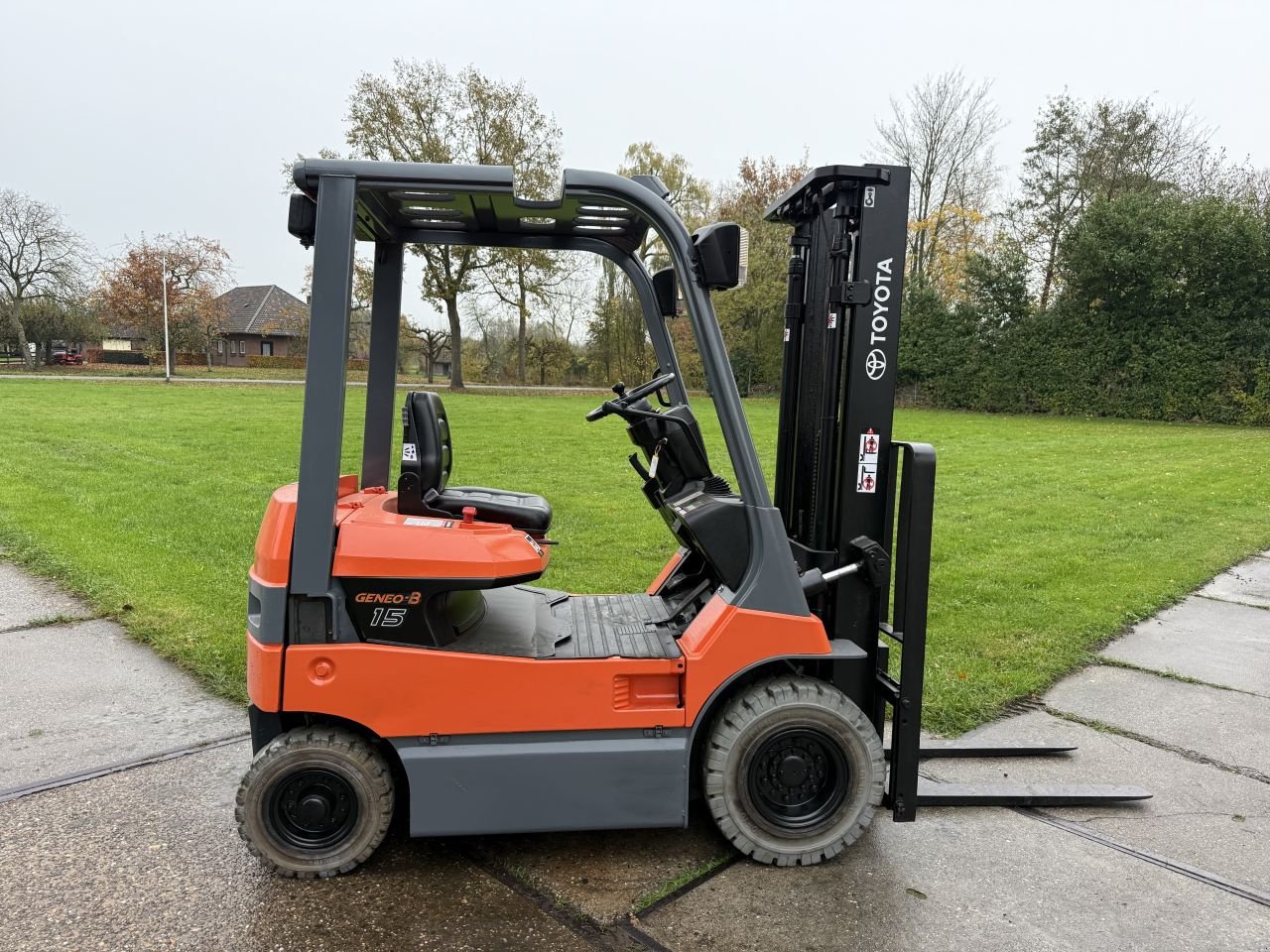 Frontstapler of the type Sonstige -, Gebrauchtmaschine in Hoenzadriel (Picture 4)