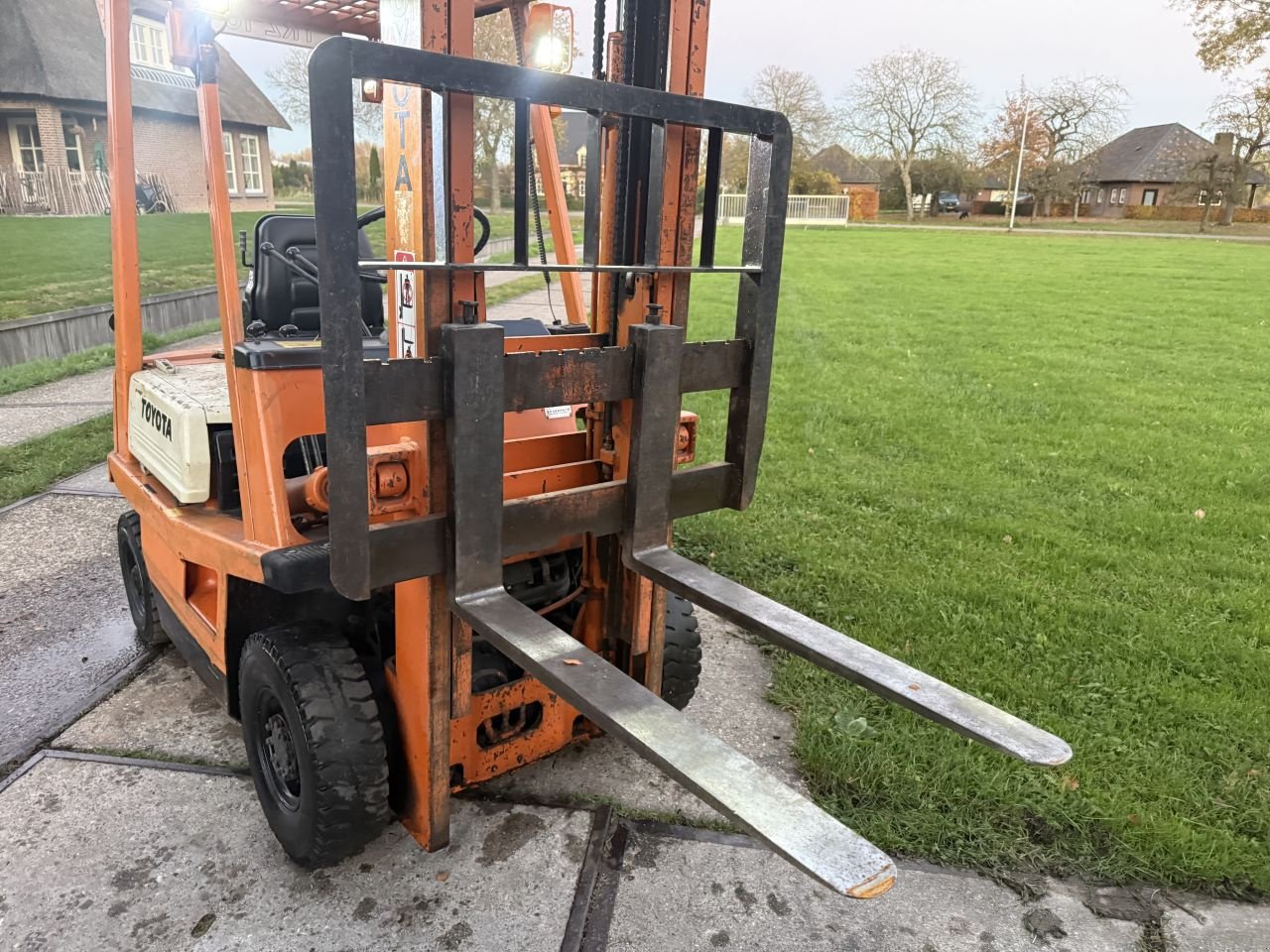 Frontstapler of the type Sonstige -, Gebrauchtmaschine in Hoenzadriel (Picture 10)