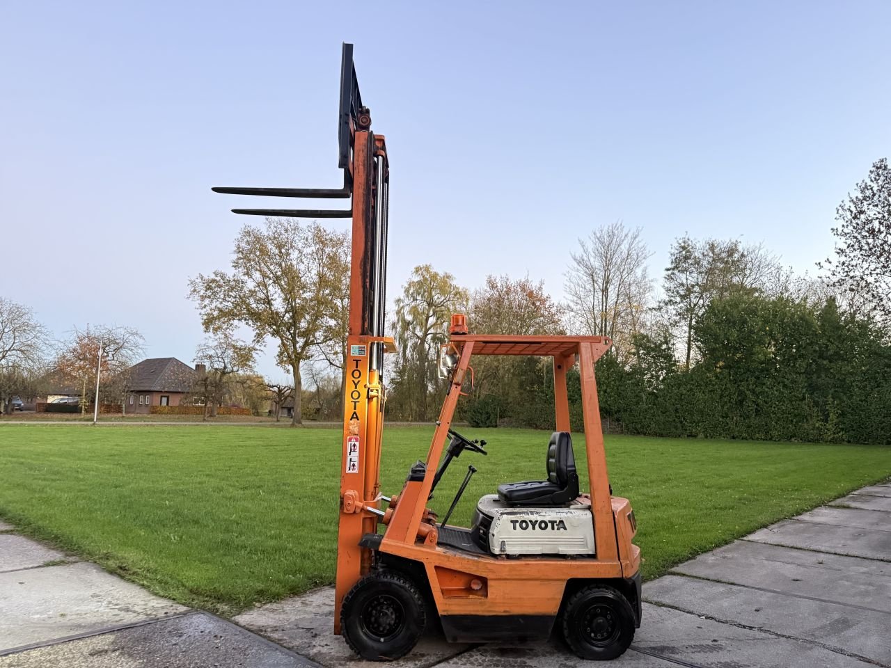 Frontstapler of the type Sonstige -, Gebrauchtmaschine in Hoenzadriel (Picture 5)