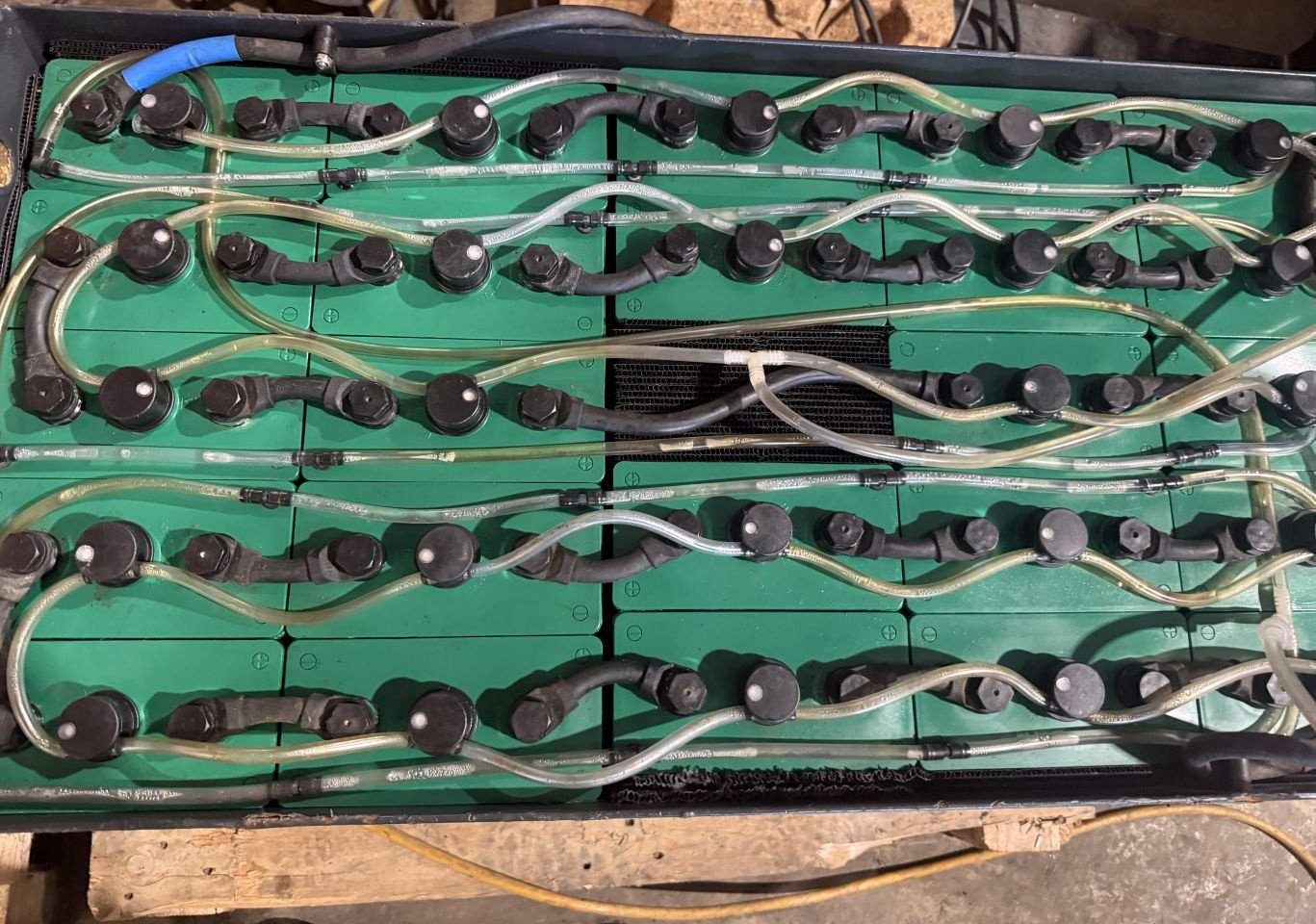 Frontstapler typu Sonstige -, Gebrauchtmaschine v Hoenzadriel (Obrázek 3)