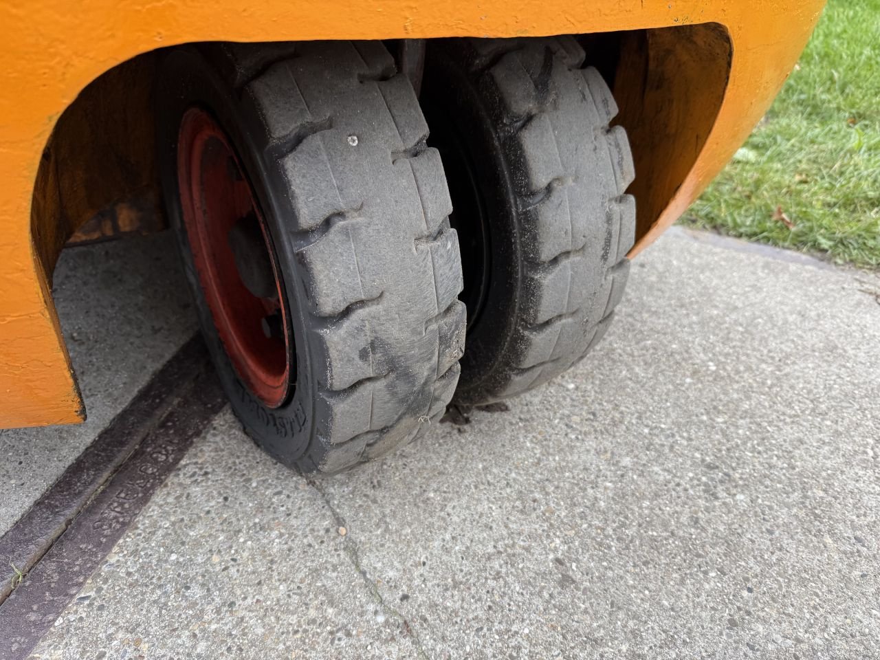 Frontstapler typu Sonstige -, Gebrauchtmaschine v Hoenzadriel (Obrázek 9)