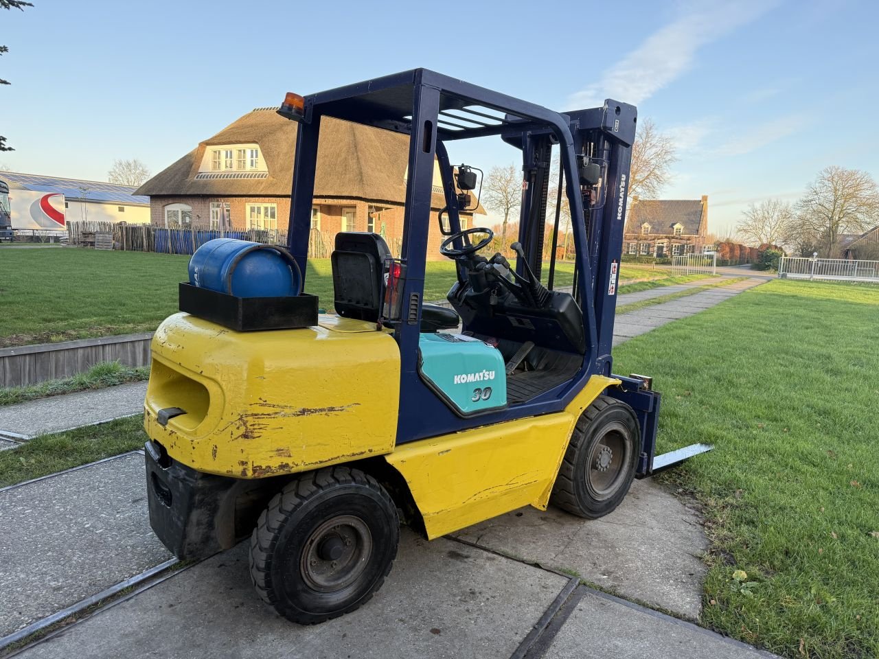 Frontstapler типа Sonstige -, Gebrauchtmaschine в Hoenzadriel (Фотография 4)