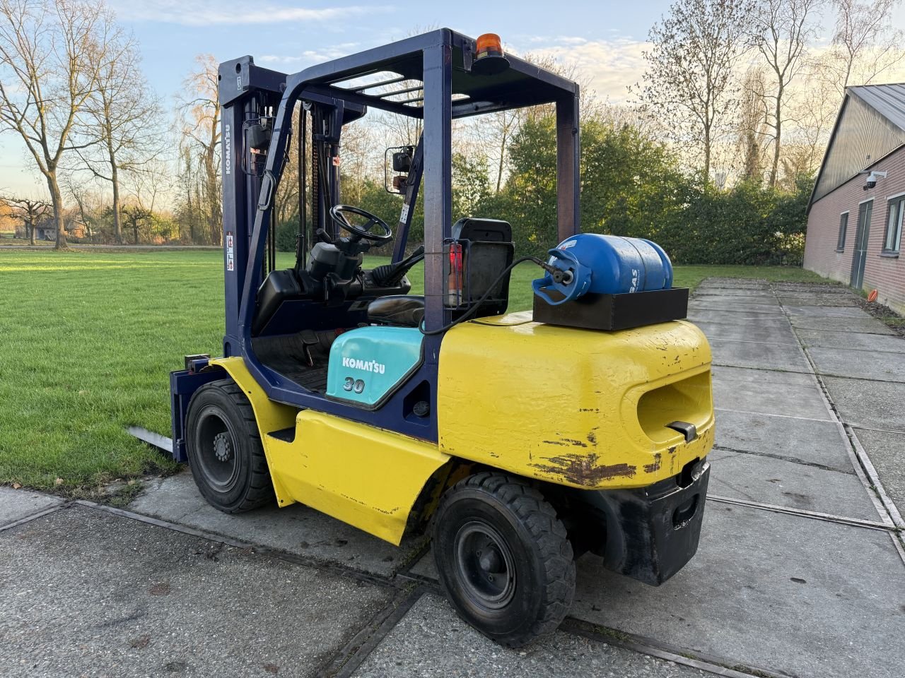 Frontstapler типа Sonstige -, Gebrauchtmaschine в Hoenzadriel (Фотография 3)