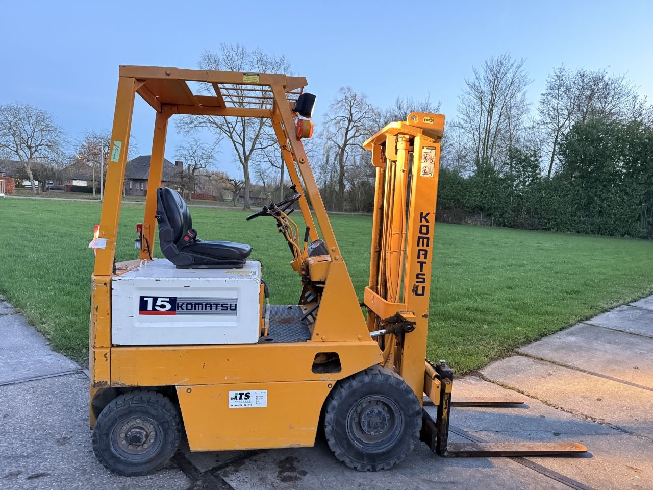 Frontstapler of the type Sonstige -, Gebrauchtmaschine in Hoenzadriel (Picture 2)