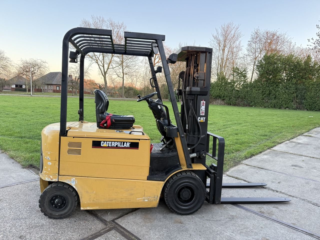 Frontstapler del tipo Sonstige -, Gebrauchtmaschine en Hoenzadriel (Imagen 3)