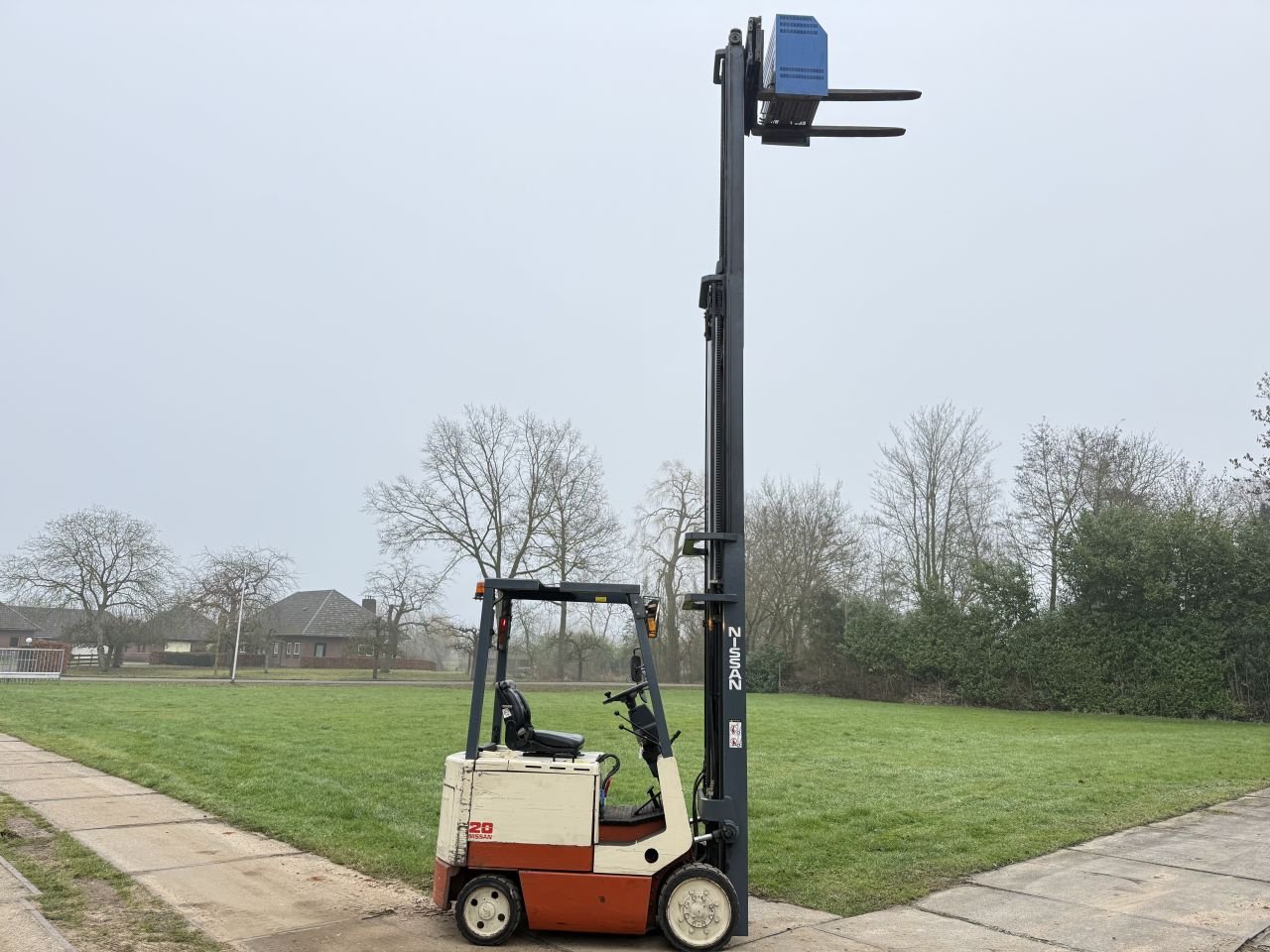 Frontstapler типа Sonstige -, Gebrauchtmaschine в Hoenzadriel (Фотография 9)