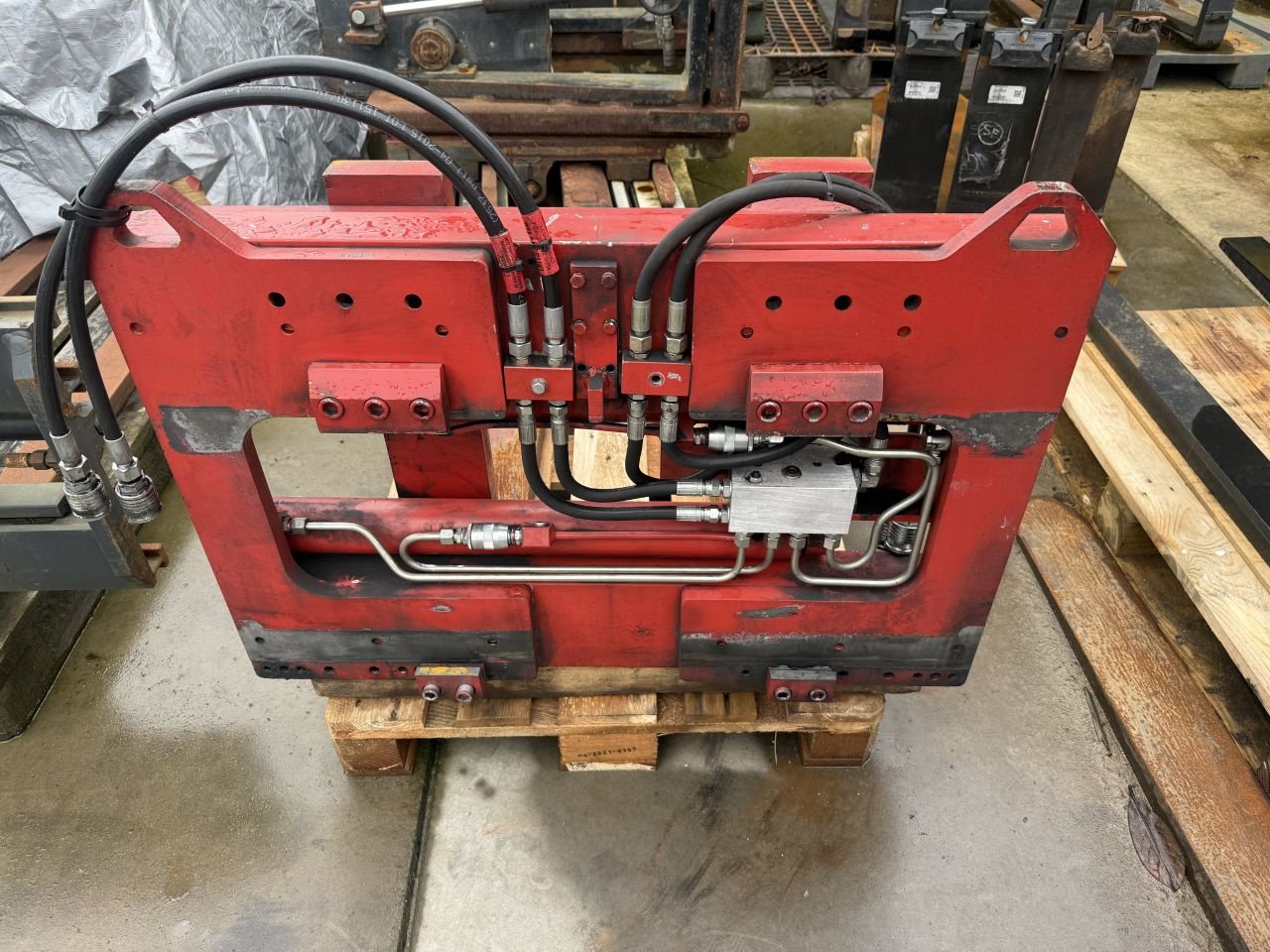 Frontstapler typu Sonstige -, Gebrauchtmaschine v Hoenzadriel (Obrázok 2)