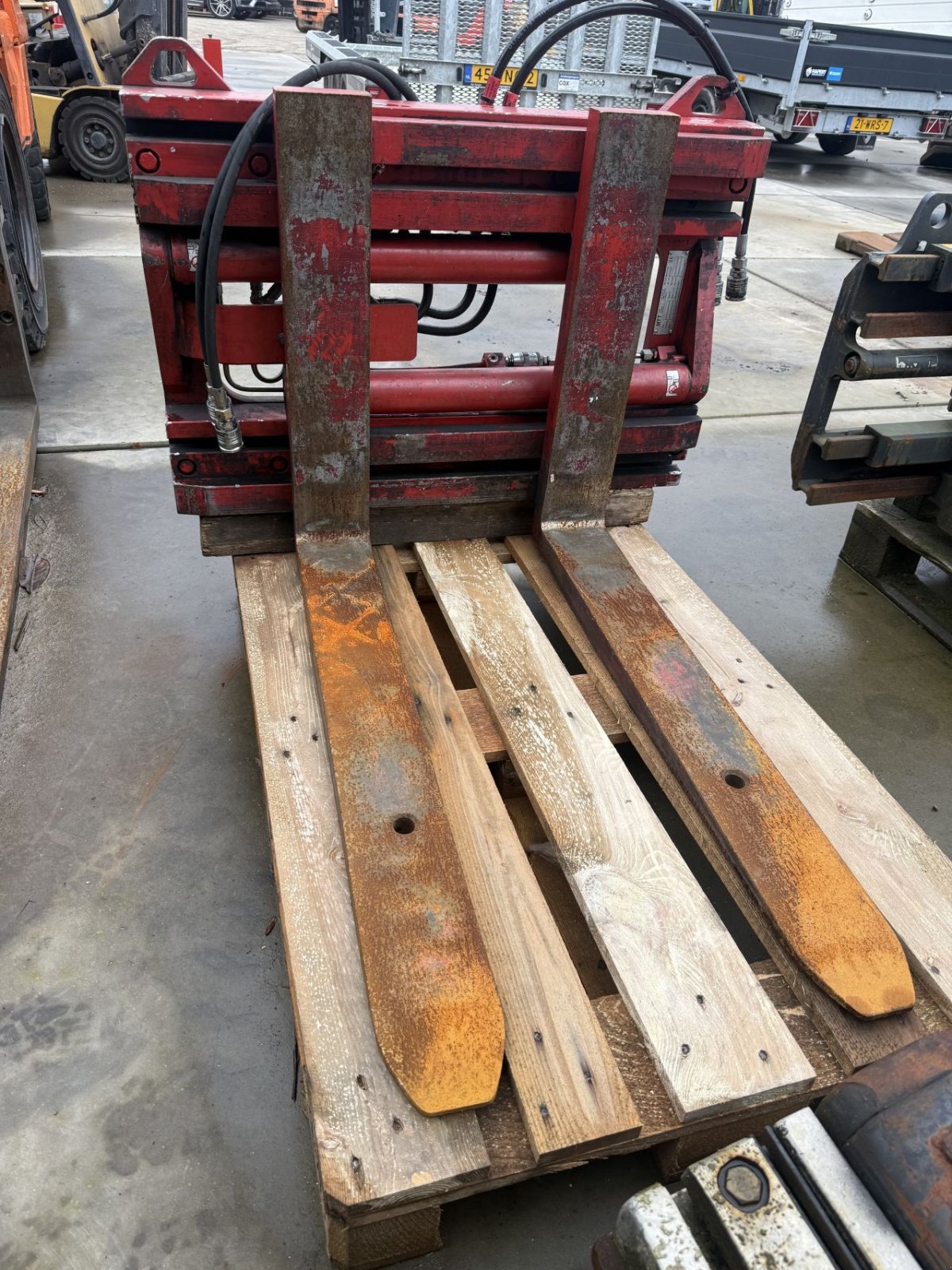 Frontstapler typu Sonstige -, Gebrauchtmaschine v Hoenzadriel (Obrázok 3)