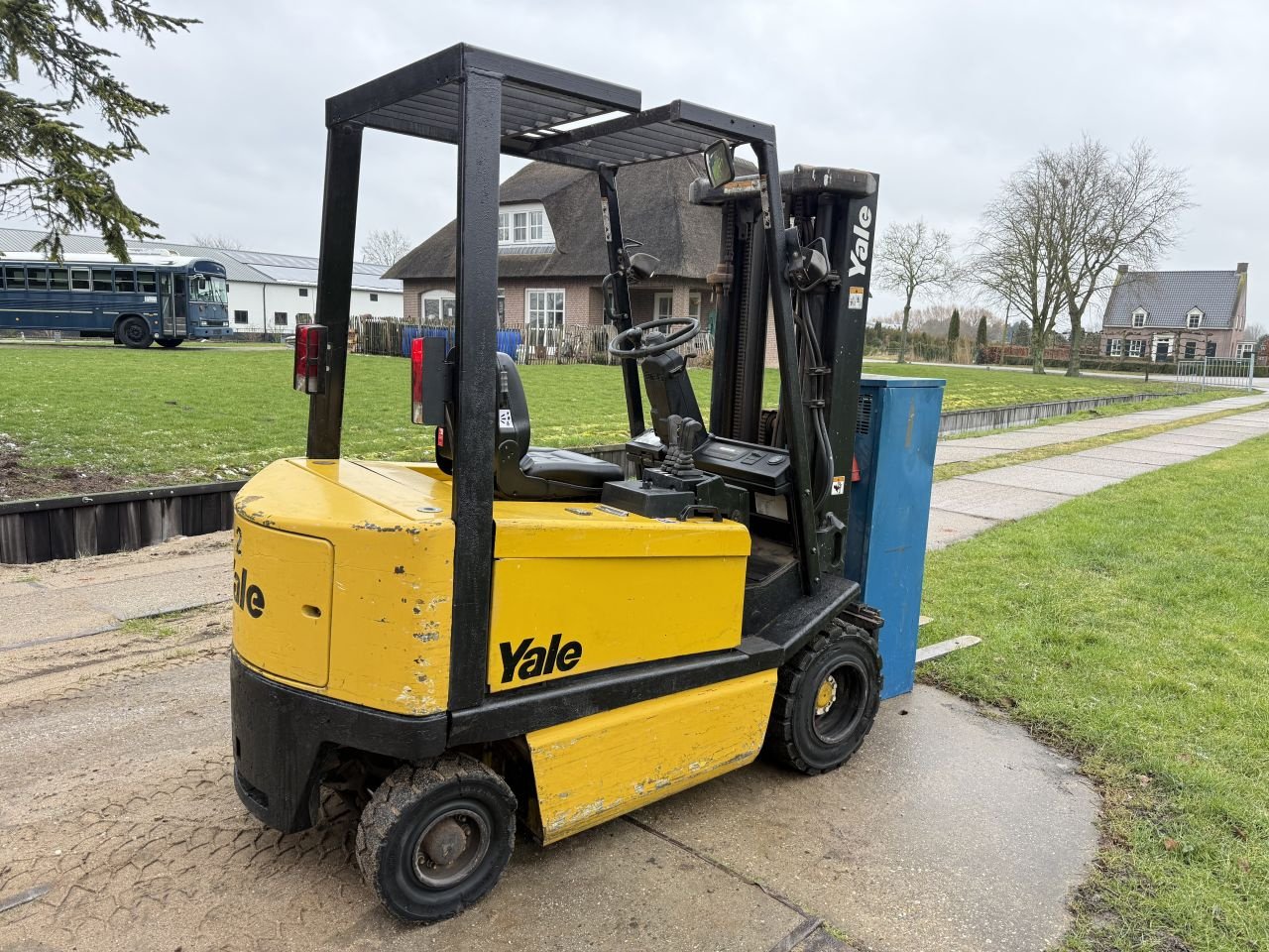 Frontstapler typu Sonstige -, Gebrauchtmaschine v Hoenzadriel (Obrázok 7)