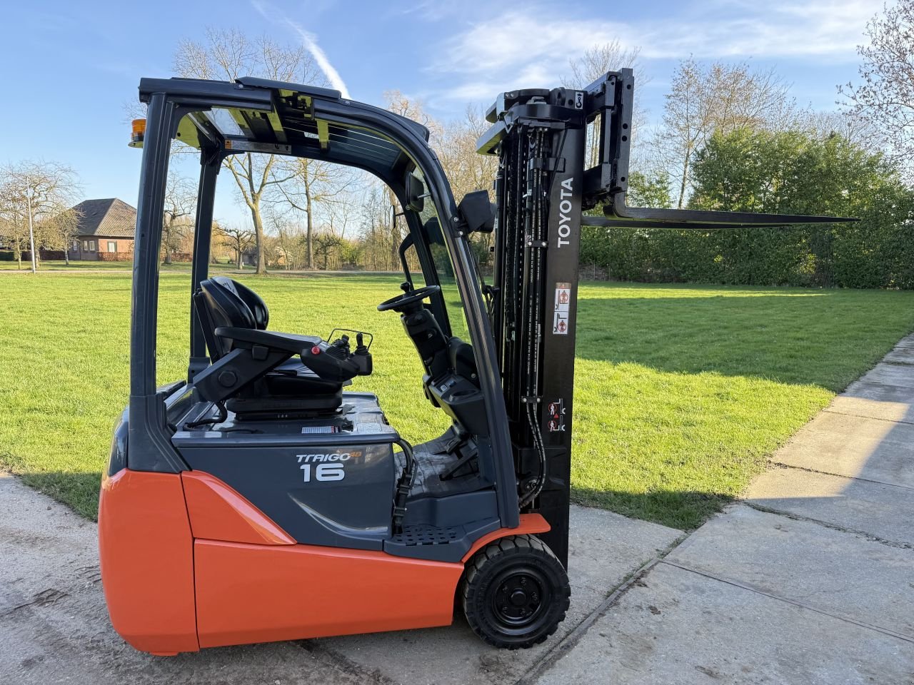 Frontstapler des Typs Sonstige -, Gebrauchtmaschine in Hoenzadriel (Bild 2)