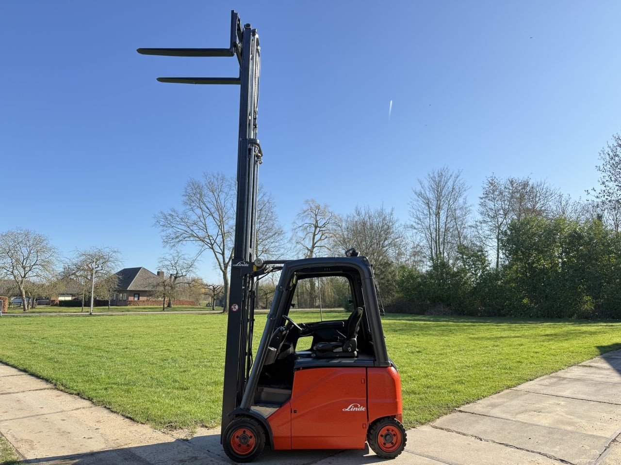 Frontstapler des Typs Sonstige -, Gebrauchtmaschine in Hoenzadriel (Bild 8)