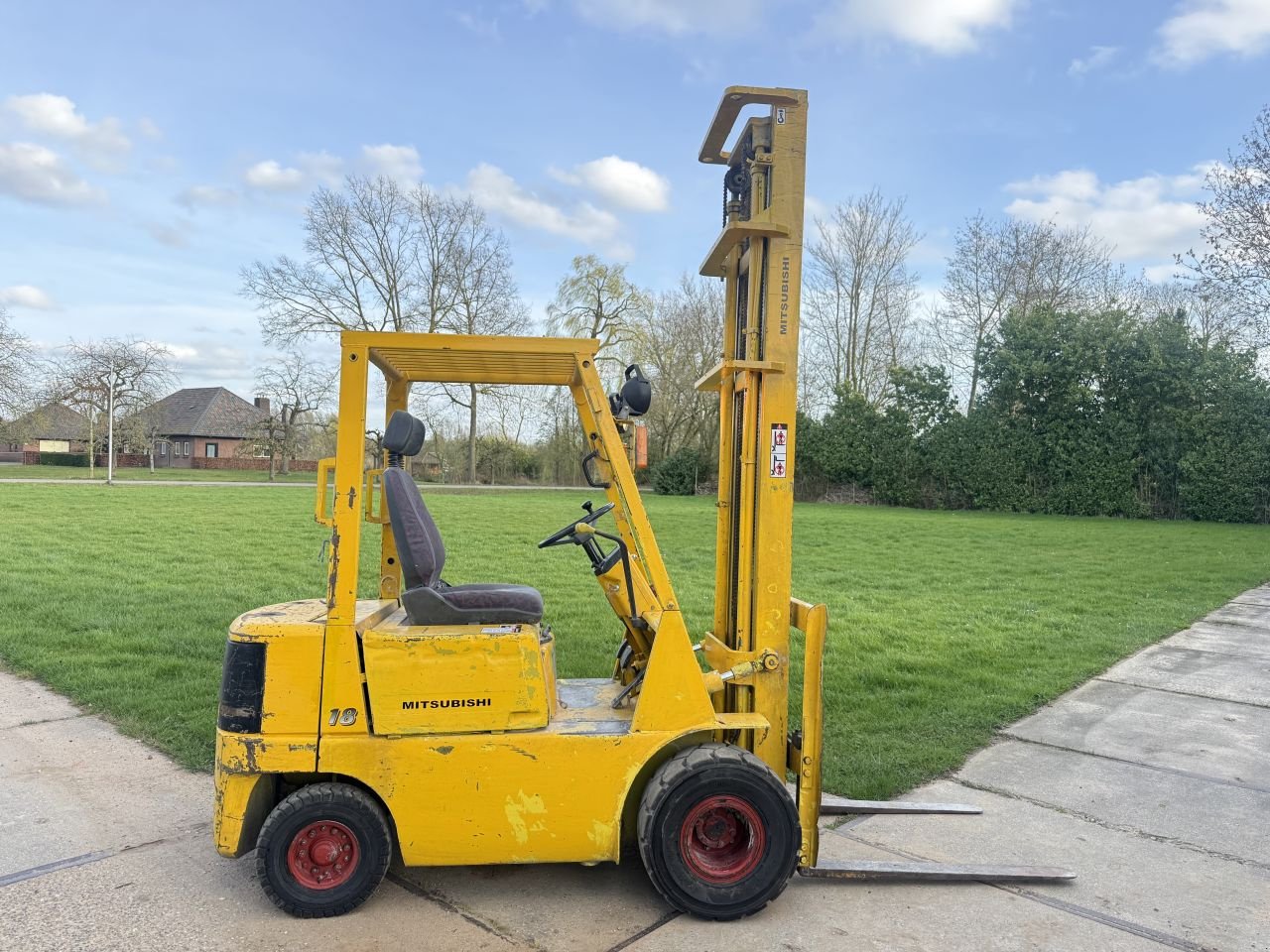 Frontstapler типа Sonstige -, Gebrauchtmaschine в Hoenzadriel (Фотография 2)