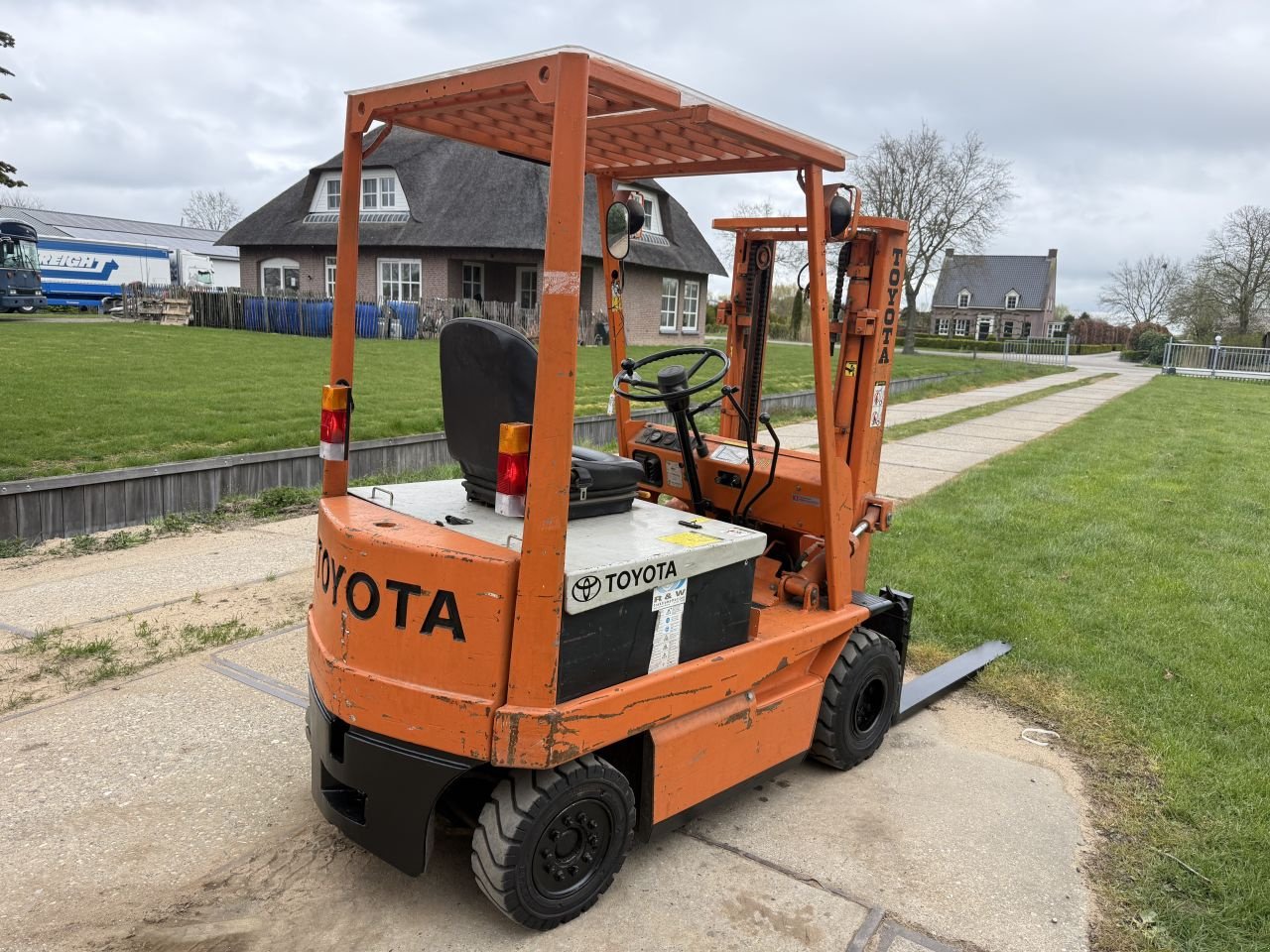 Frontstapler van het type Sonstige -, Gebrauchtmaschine in Hoenzadriel (Foto 4)