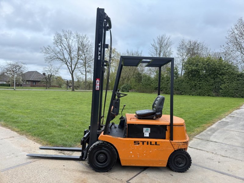 Frontstapler del tipo Sonstige -, Gebrauchtmaschine en Hoenzadriel (Imagen 1)