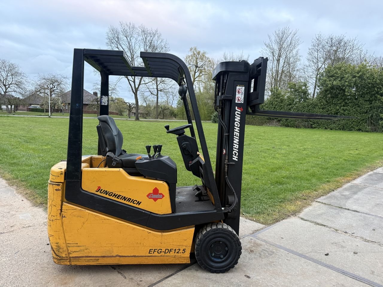 Frontstapler van het type Sonstige -, Gebrauchtmaschine in Hoenzadriel (Foto 2)