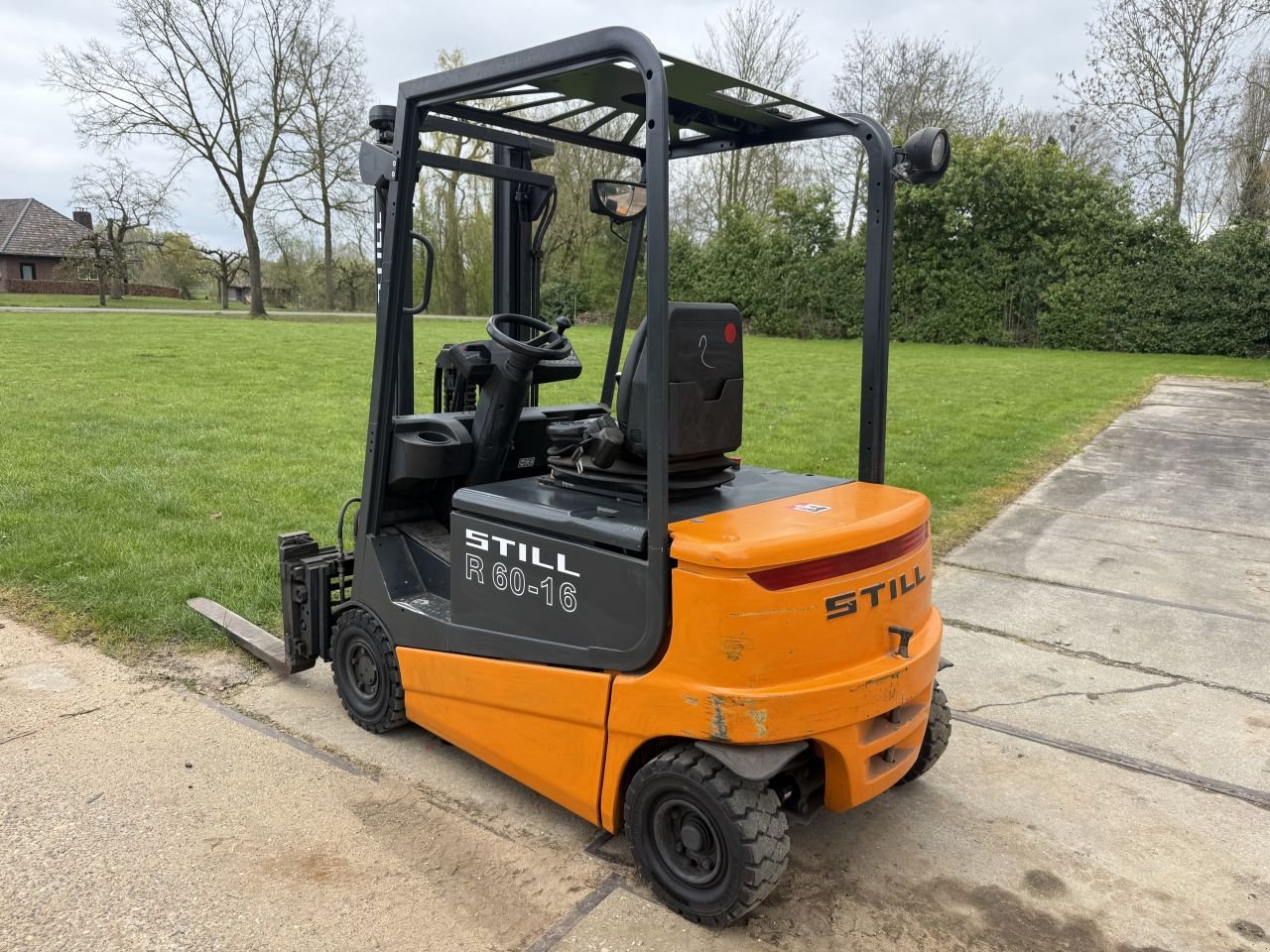 Frontstapler del tipo Sonstige -, Gebrauchtmaschine In Hoenzadriel (Immagine 3)