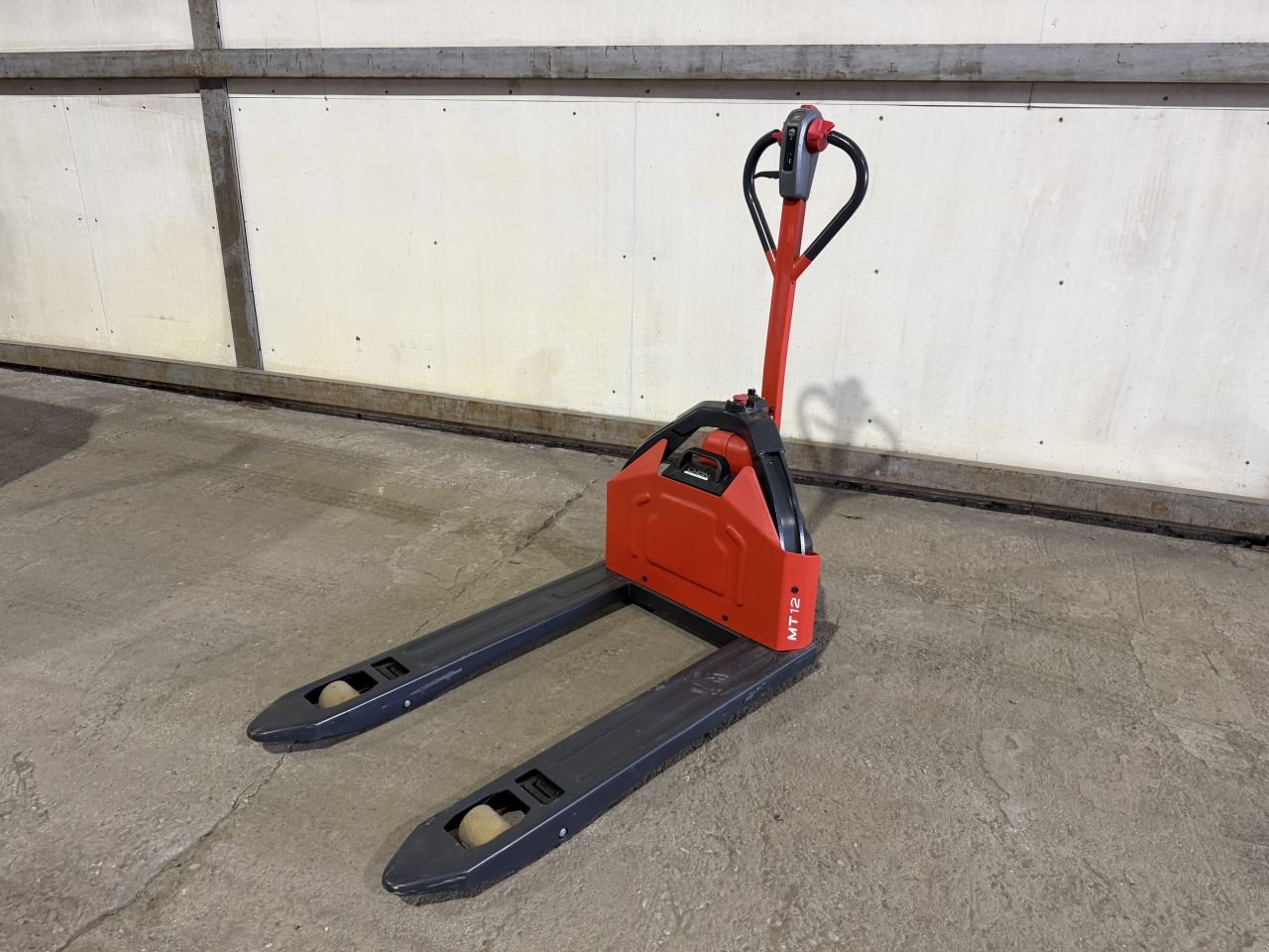 Frontstapler du type Sonstige -, Gebrauchtmaschine en Hoenzadriel (Photo 6)