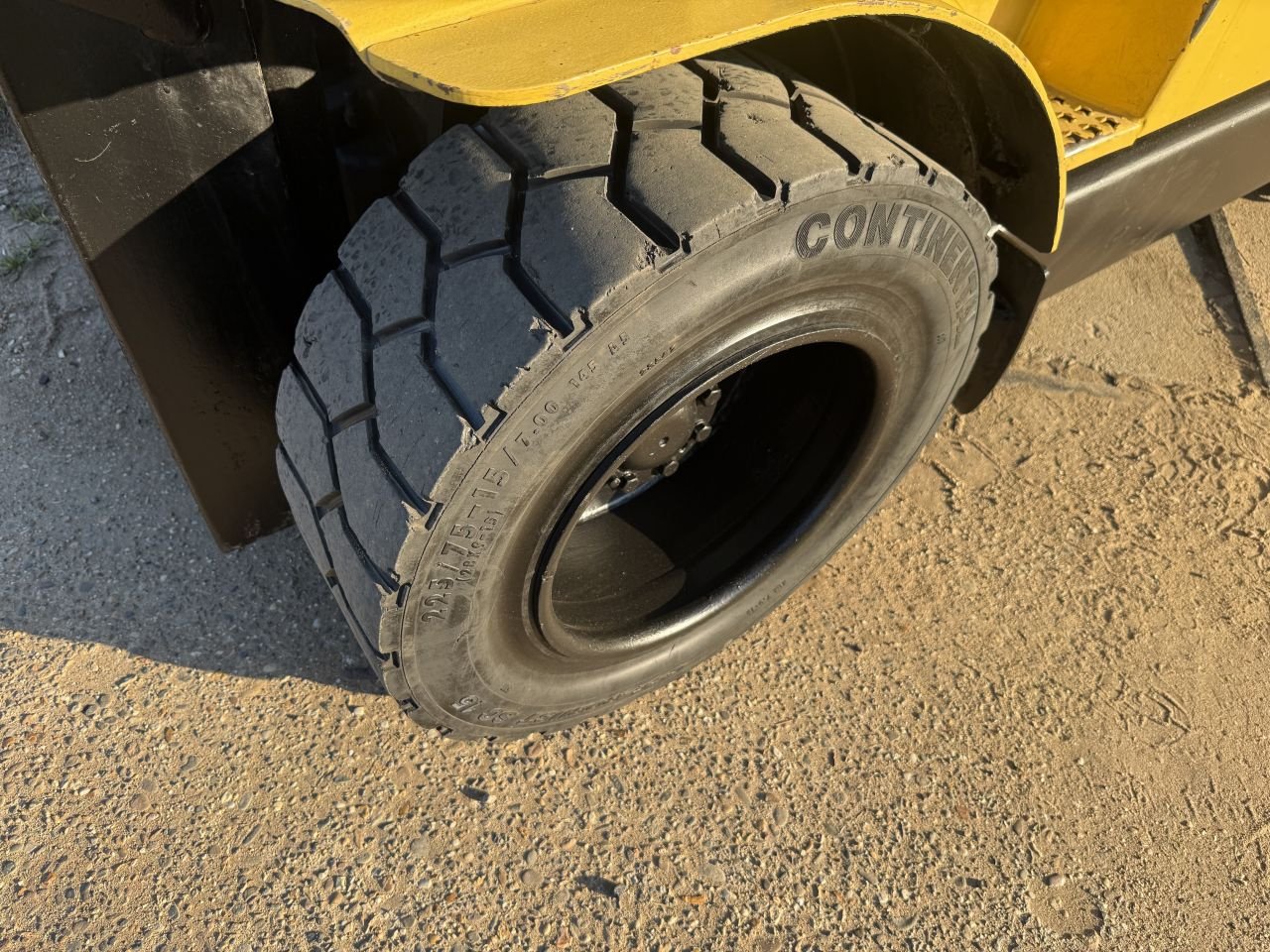 Frontstapler типа Sonstige -, Gebrauchtmaschine в Hoenzadriel (Фотография 11)