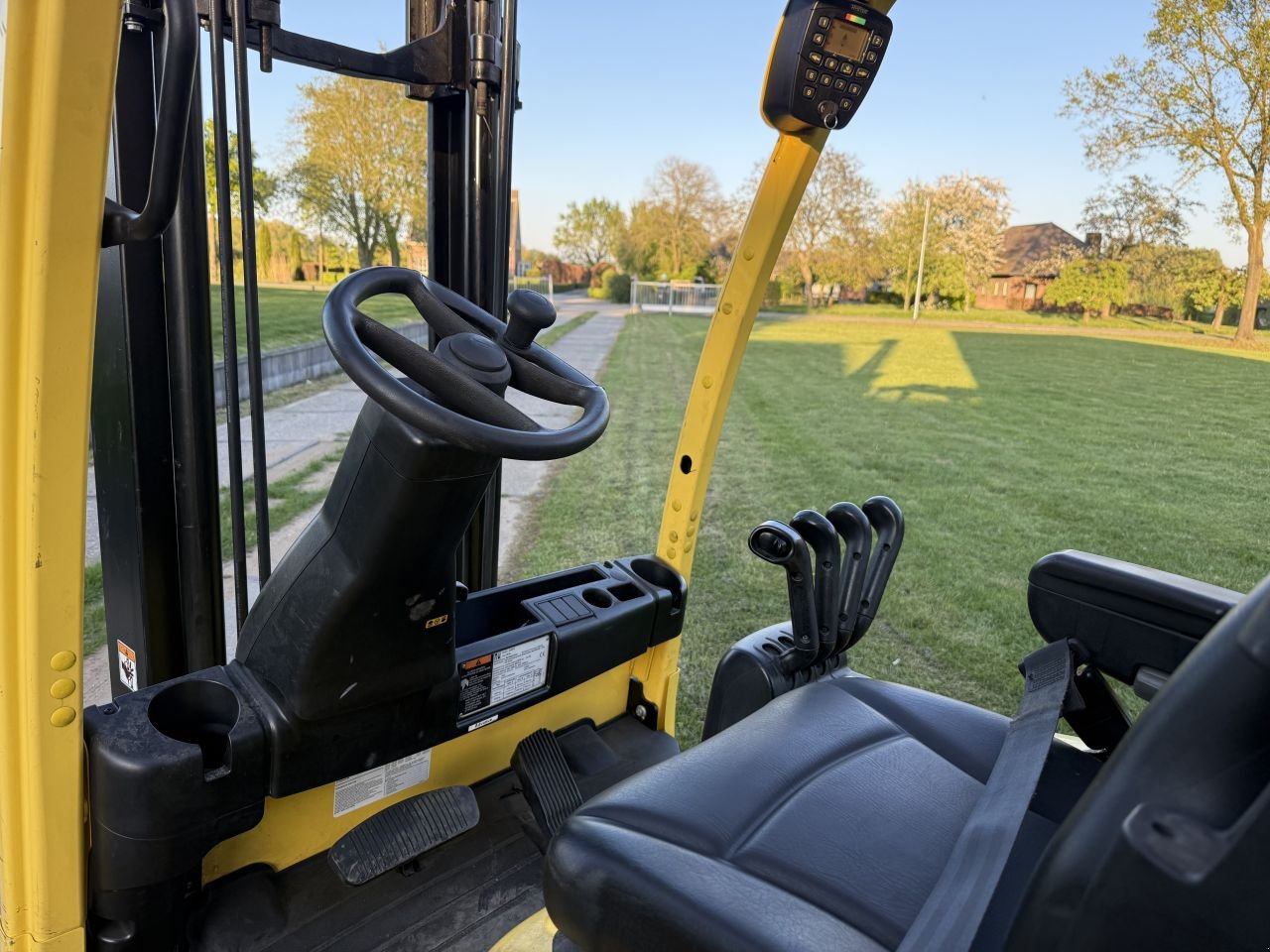 Frontstapler типа Sonstige -, Gebrauchtmaschine в Hoenzadriel (Фотография 10)