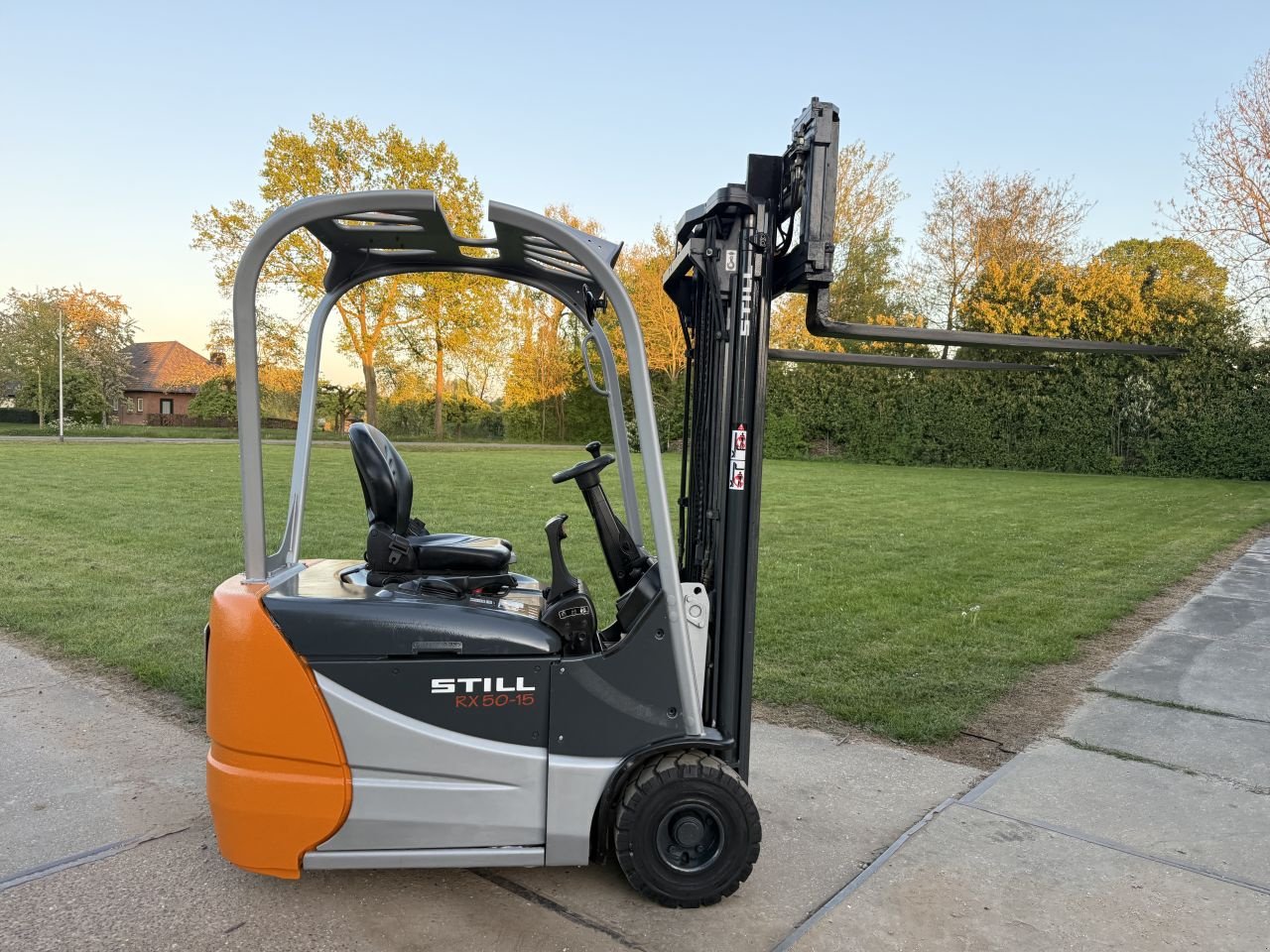 Frontstapler tipa Sonstige -, Gebrauchtmaschine u Hoenzadriel (Slika 2)