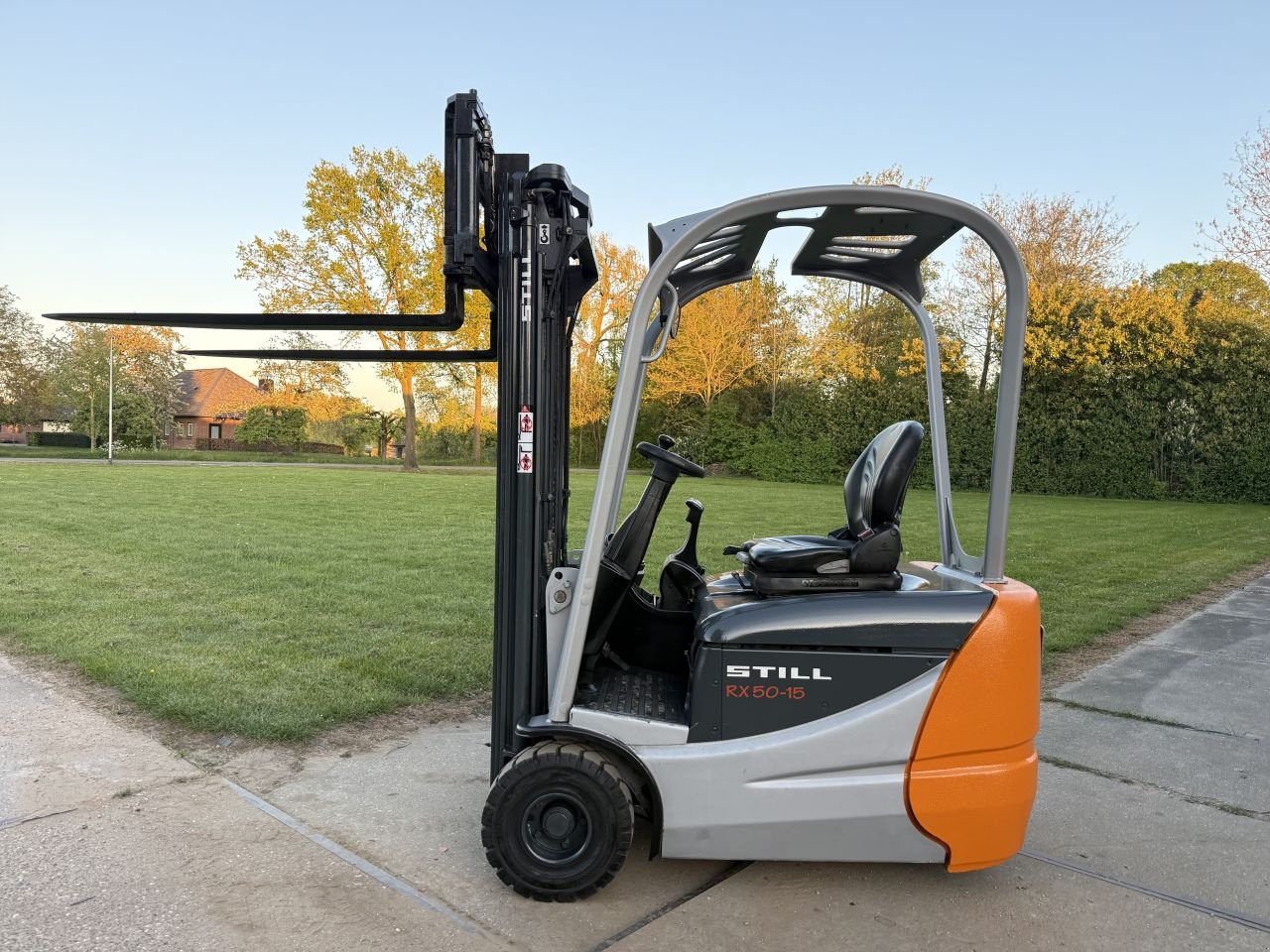 Frontstapler tipa Sonstige -, Gebrauchtmaschine u Hoenzadriel (Slika 1)