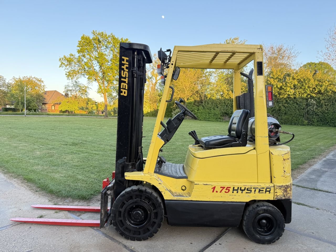 Frontstapler του τύπου Sonstige -, Gebrauchtmaschine σε Hoenzadriel (Φωτογραφία 3)