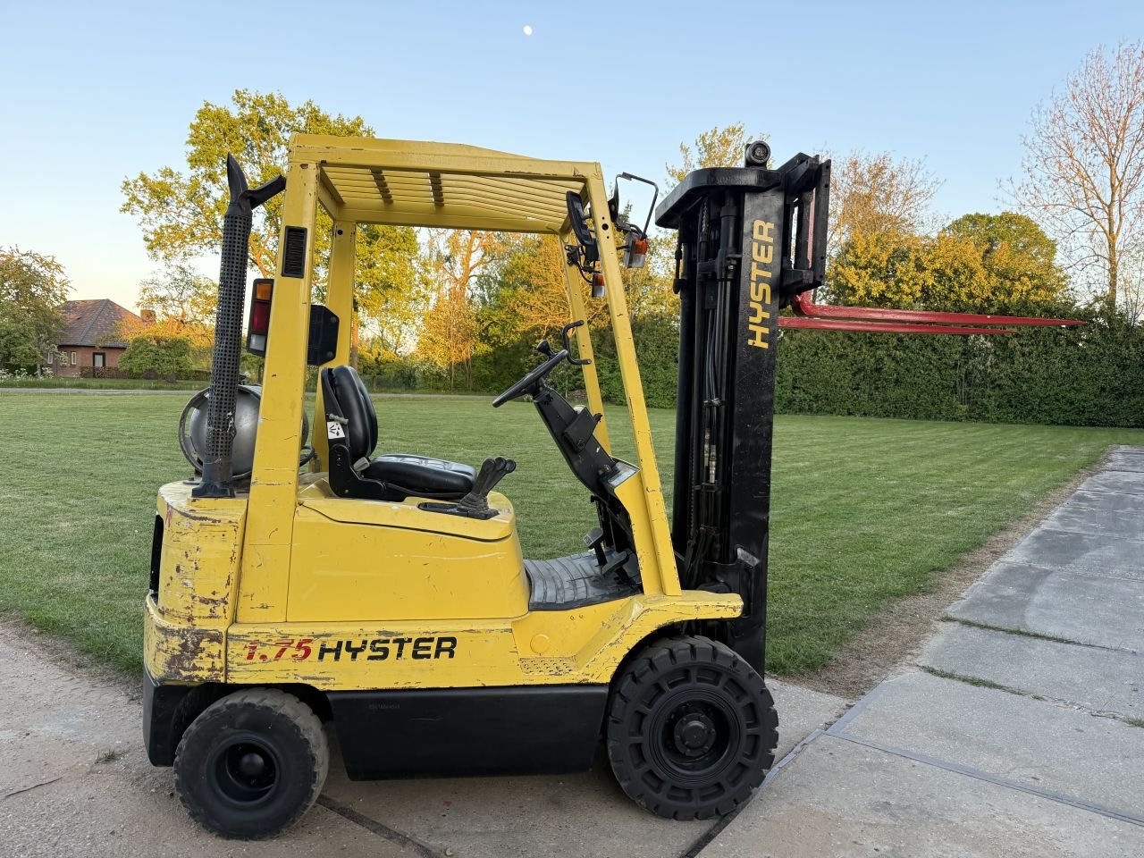 Frontstapler του τύπου Sonstige -, Gebrauchtmaschine σε Hoenzadriel (Φωτογραφία 2)