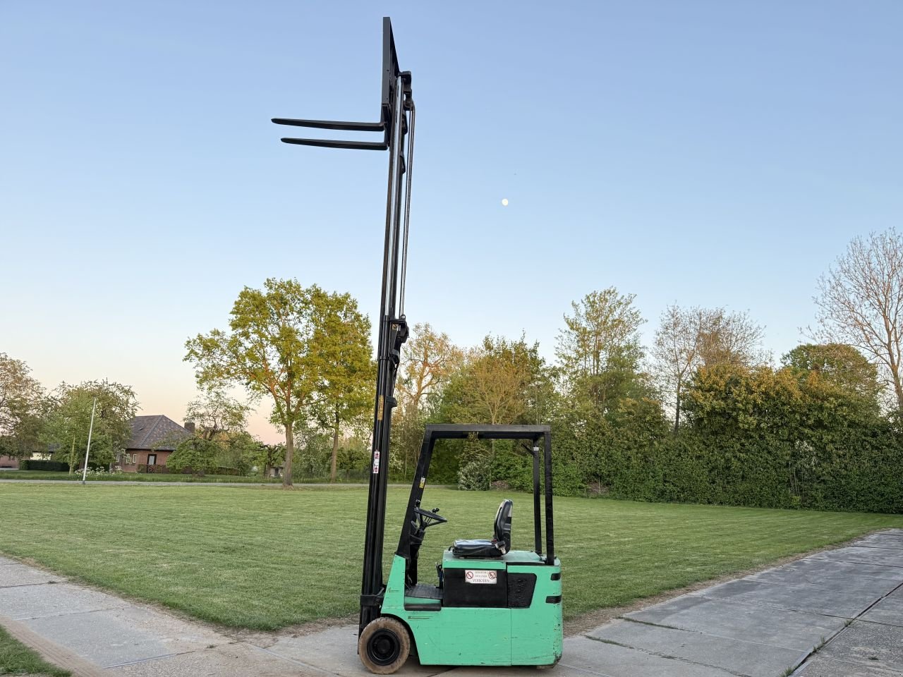 Frontstapler του τύπου Sonstige -, Gebrauchtmaschine σε Hoenzadriel (Φωτογραφία 5)