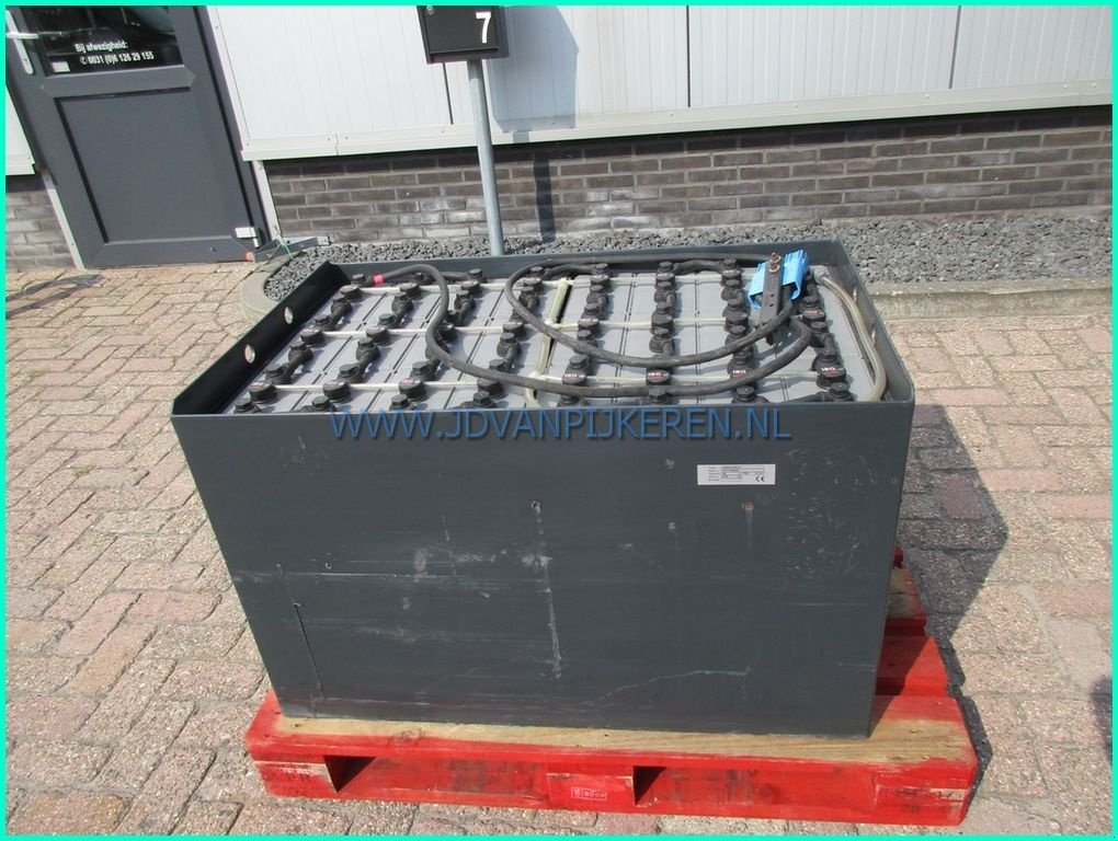 Frontstapler типа Sonstige accu 48v 750ah, Gebrauchtmaschine в IJsselmuiden (Фотография 1)