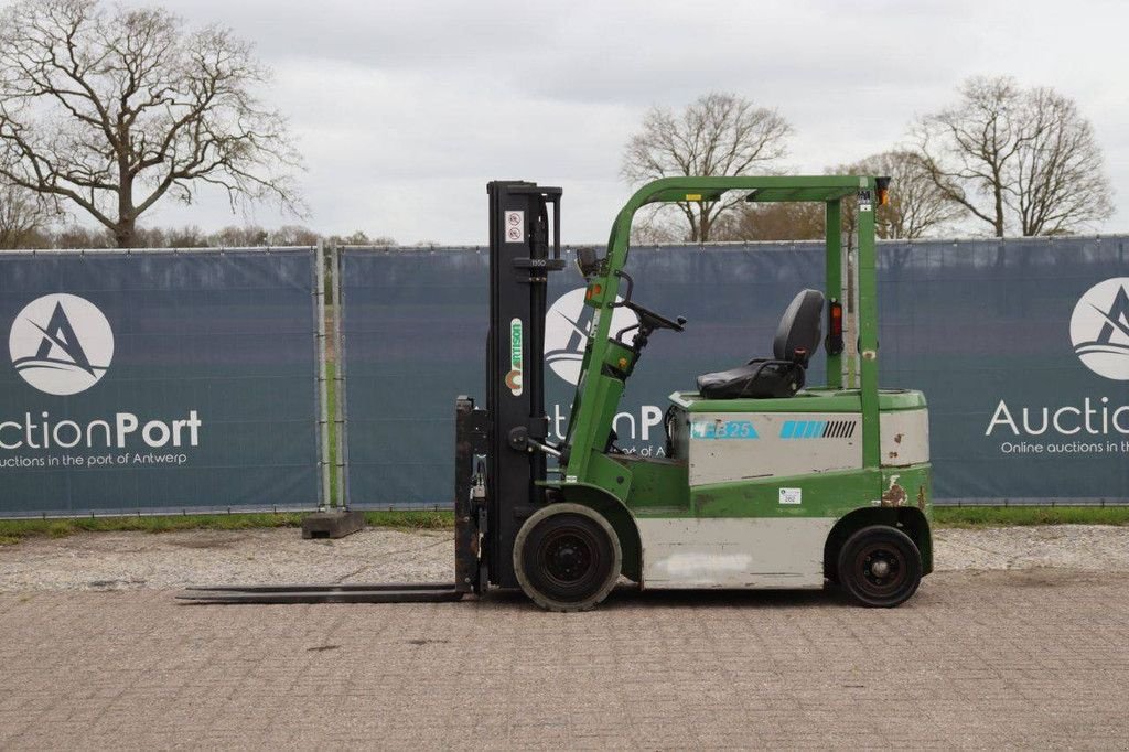 Frontstapler of the type Sonstige Artison FB 25, Gebrauchtmaschine in Antwerpen (Picture 2)