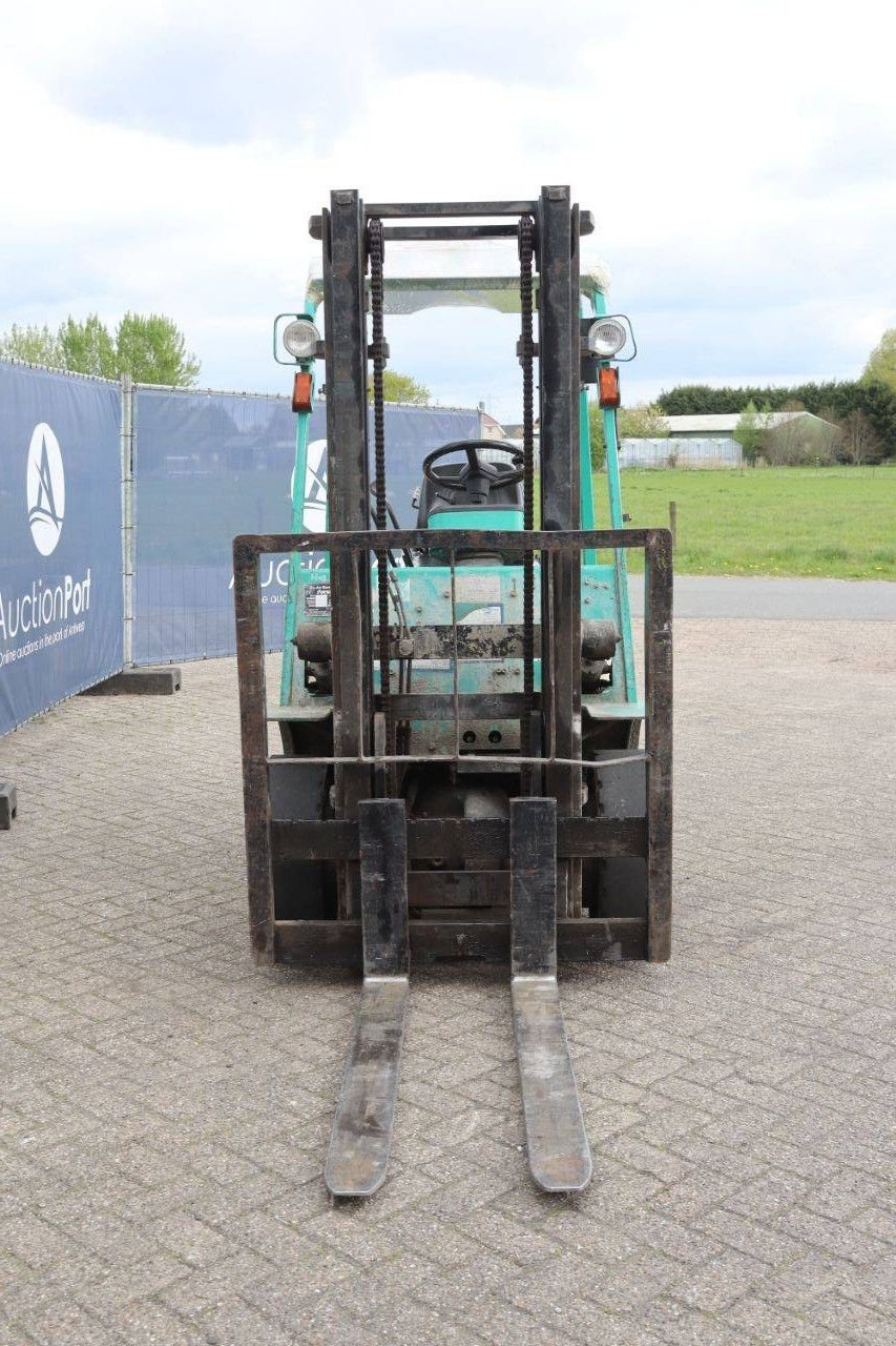 Frontstapler типа Sonstige Artison FD25, Gebrauchtmaschine в Antwerpen (Фотография 9)