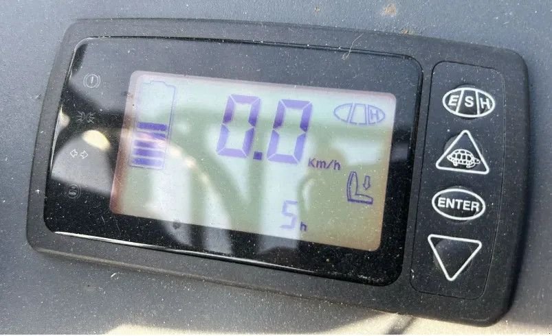 Frontstapler of the type Sonstige Baoli Heftruck nieuw ongebruikt overjarig KBE35, Neumaschine in Losdorp (Picture 4)