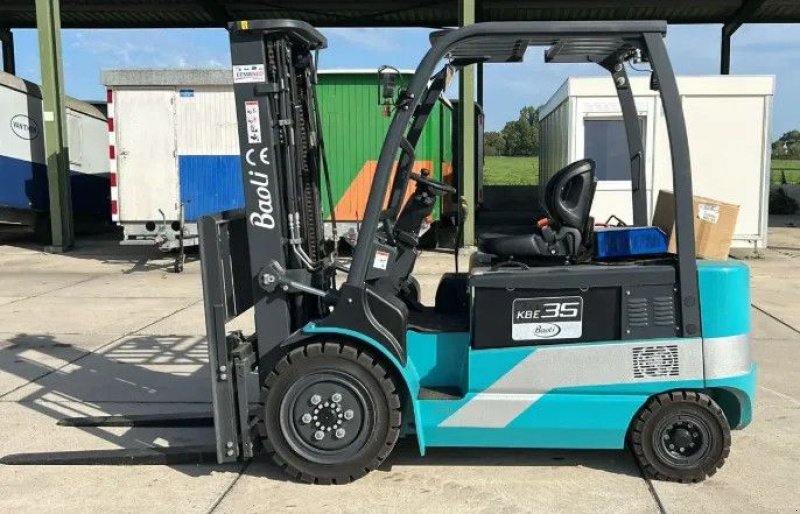 Frontstapler of the type Sonstige Baoli Heftruck nieuw ongebruikt overjarig KBE35, Neumaschine in Losdorp (Picture 1)