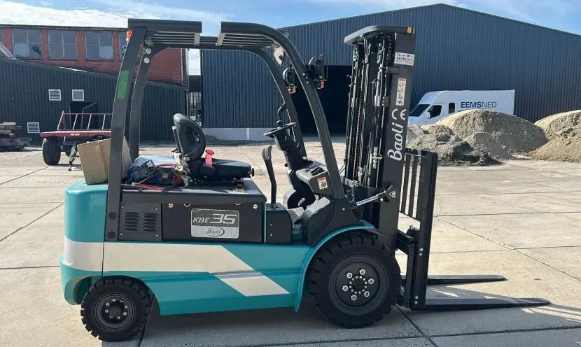 Frontstapler of the type Sonstige Baoli Heftruck nieuw ongebruikt overjarig KBE35, Neumaschine in Losdorp (Picture 3)