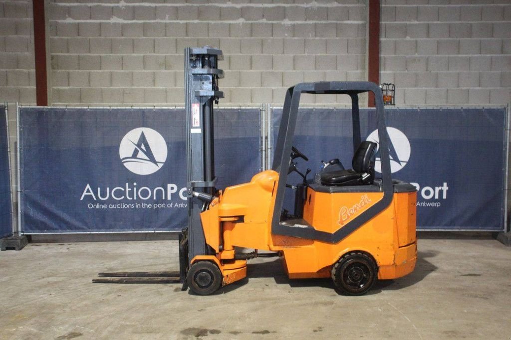 Frontstapler Türe ait Sonstige Bendi 2056, Gebrauchtmaschine içinde Antwerpen (resim 2)