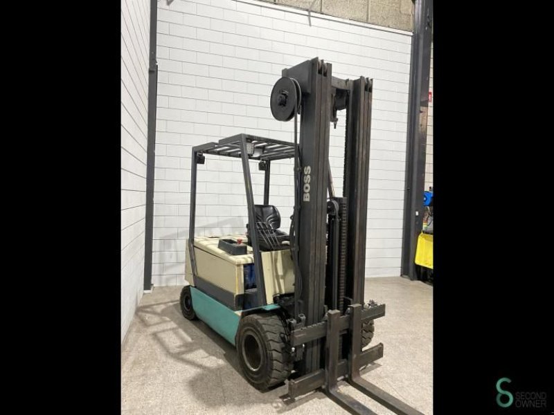 Frontstapler du type Sonstige Boss, Gebrauchtmaschine en Wijchen (Photo 2)