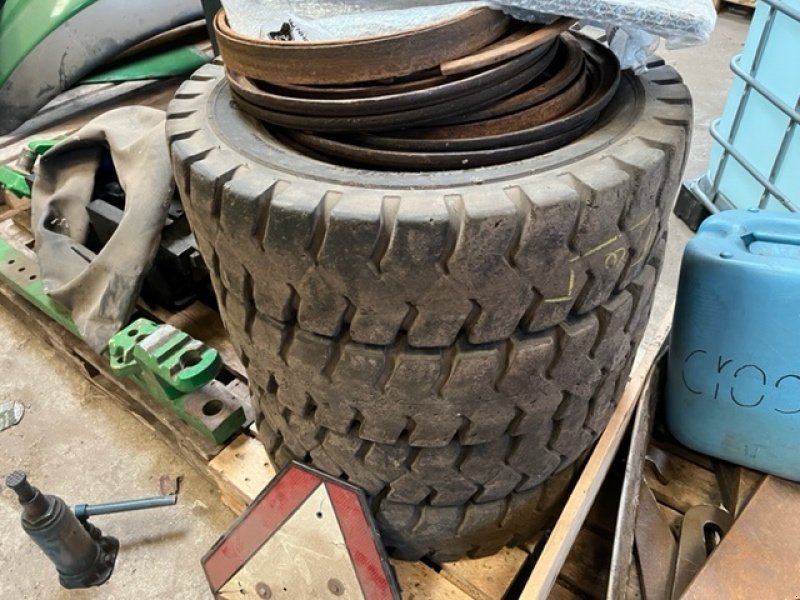 Frontstapler typu Sonstige DÆK 7.00-15 MED SLANGER, Gebrauchtmaschine v Dronninglund (Obrázek 1)