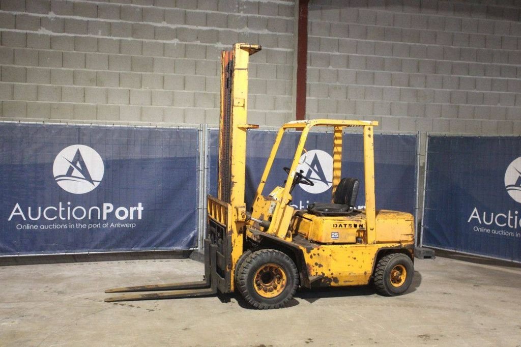 Frontstapler del tipo Sonstige Datsun QF02, Gebrauchtmaschine In Antwerpen (Immagine 1)